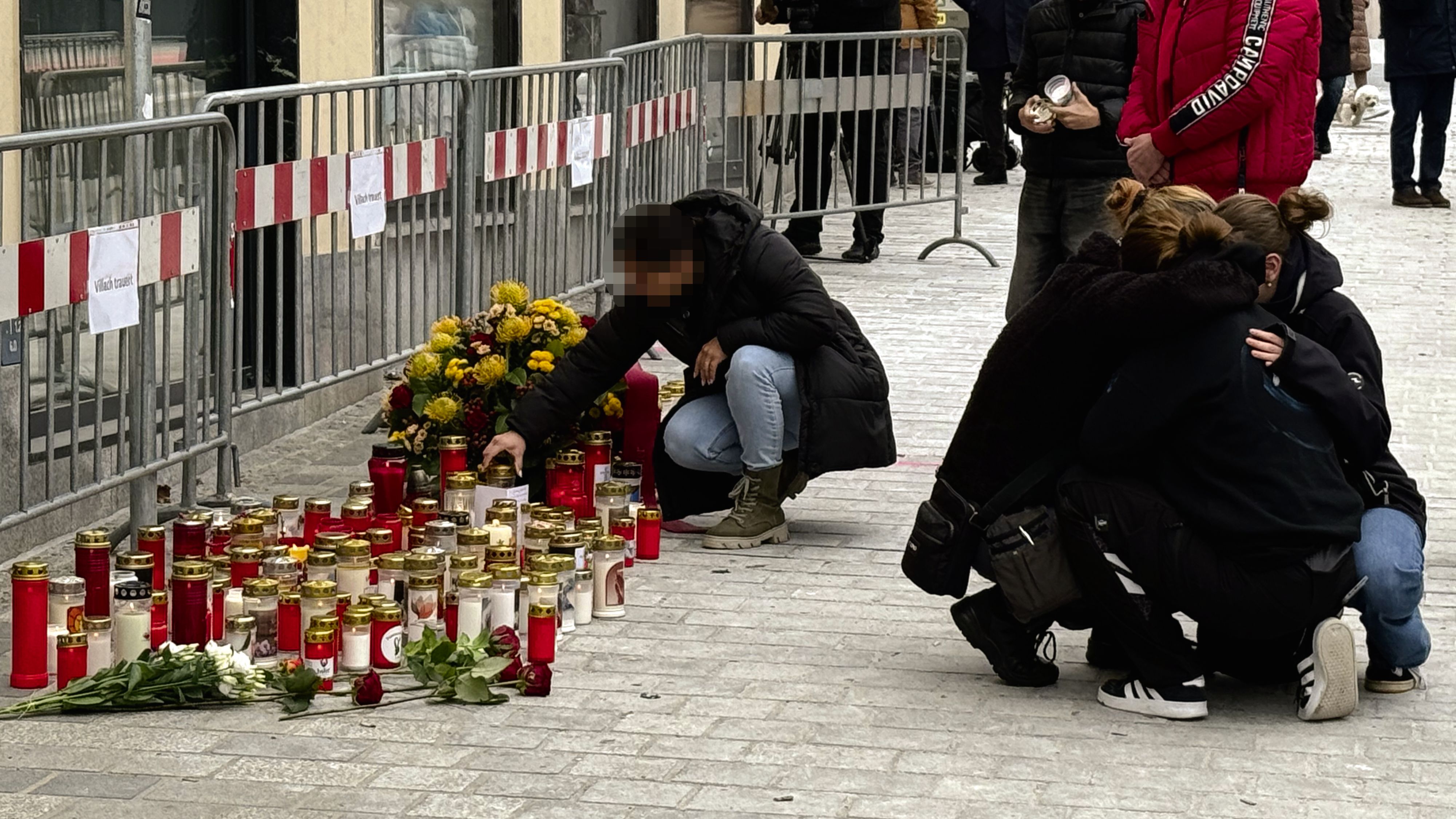 Nachdem der Mann unfassbare Zivilcourage beim Villacher Terror-Anschlag zeigte, droht ihm jetzt die Abschiebung.
