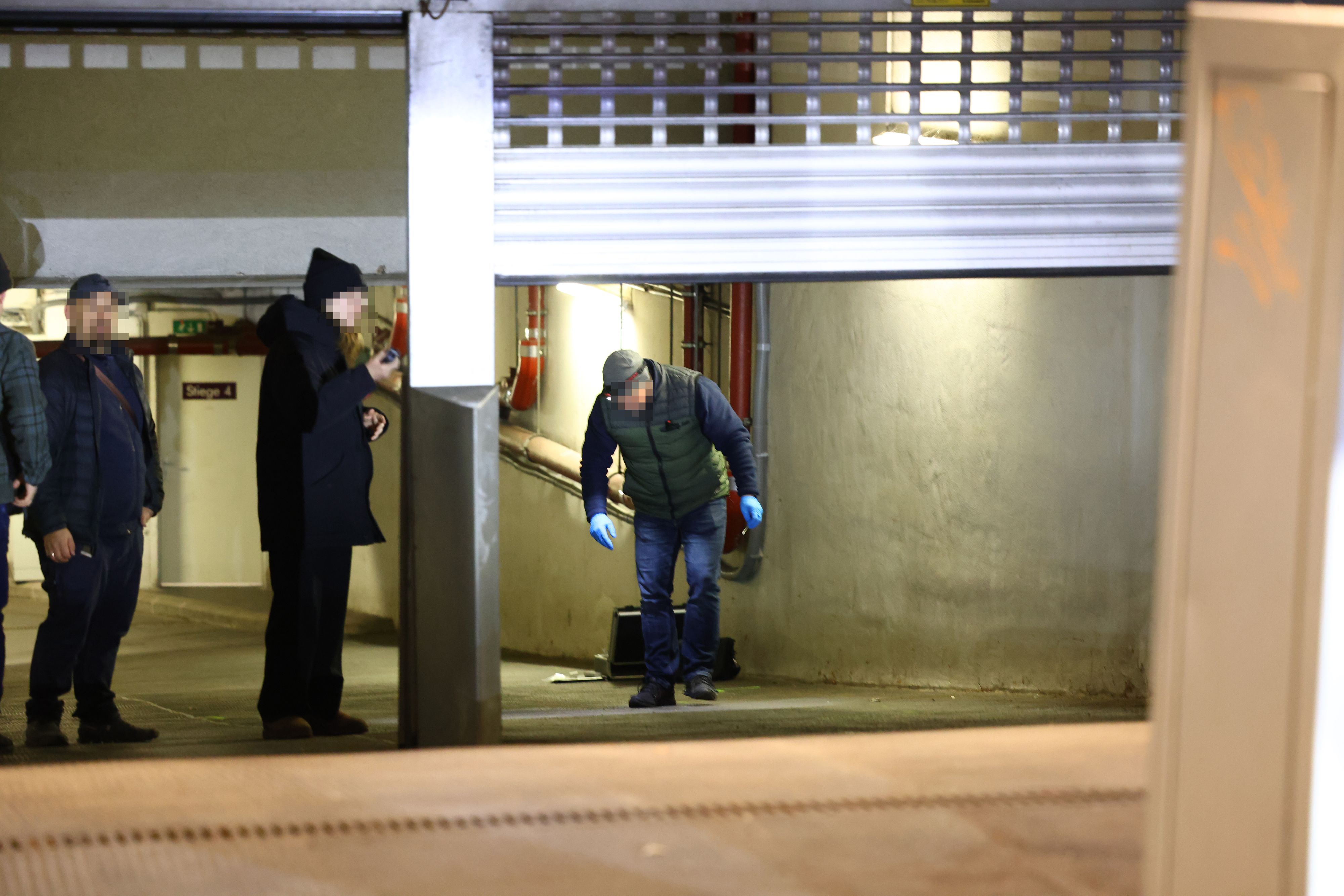 Die Spurensicherung sicherte alle Beweise am Fundort der Leiche. 