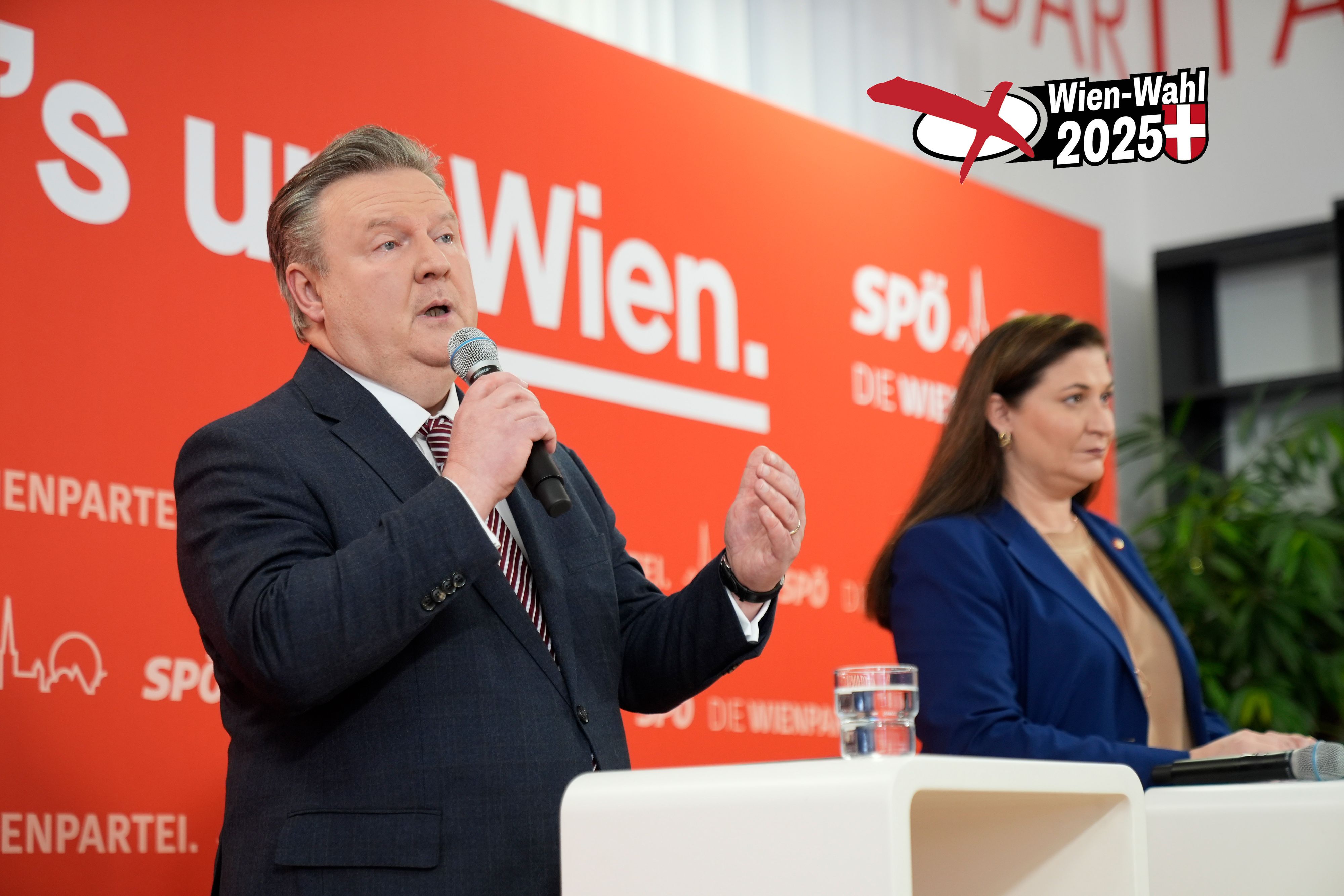 Bürgermeister Michael Ludwig und SPÖ Wien-Landesparteisekretärin Barbara Novak präsentierten die Kandidatenliste der SPÖ für die Wien Wahl 2025.