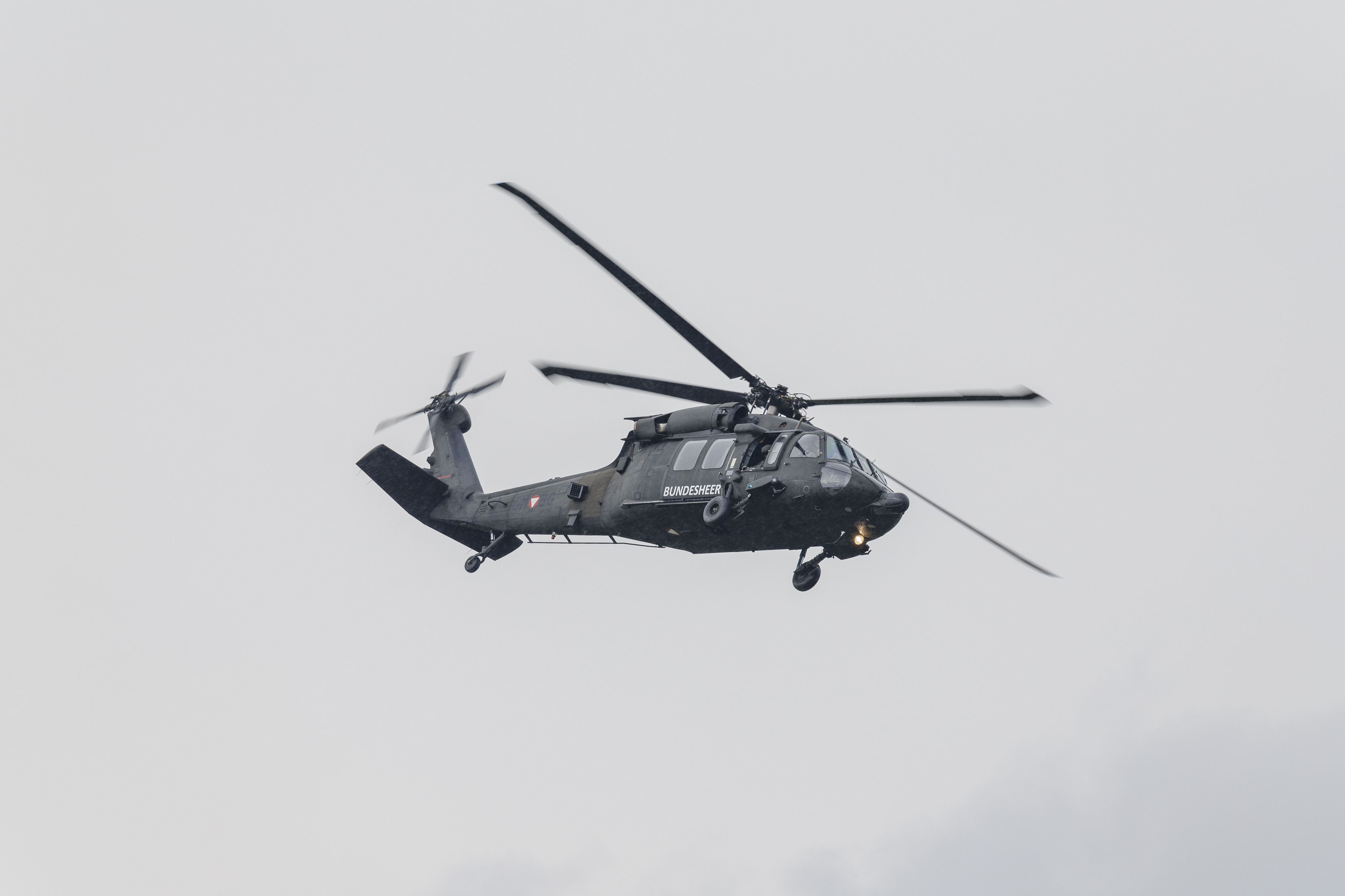 Die Piloten konnten den Lawinenabgang beobachten. Symbolbild.