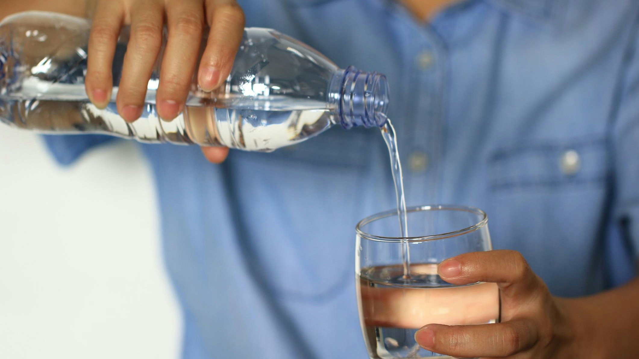 Heute.at - Keimbelastung! Spar ruft stilles Mineralwasser zurück