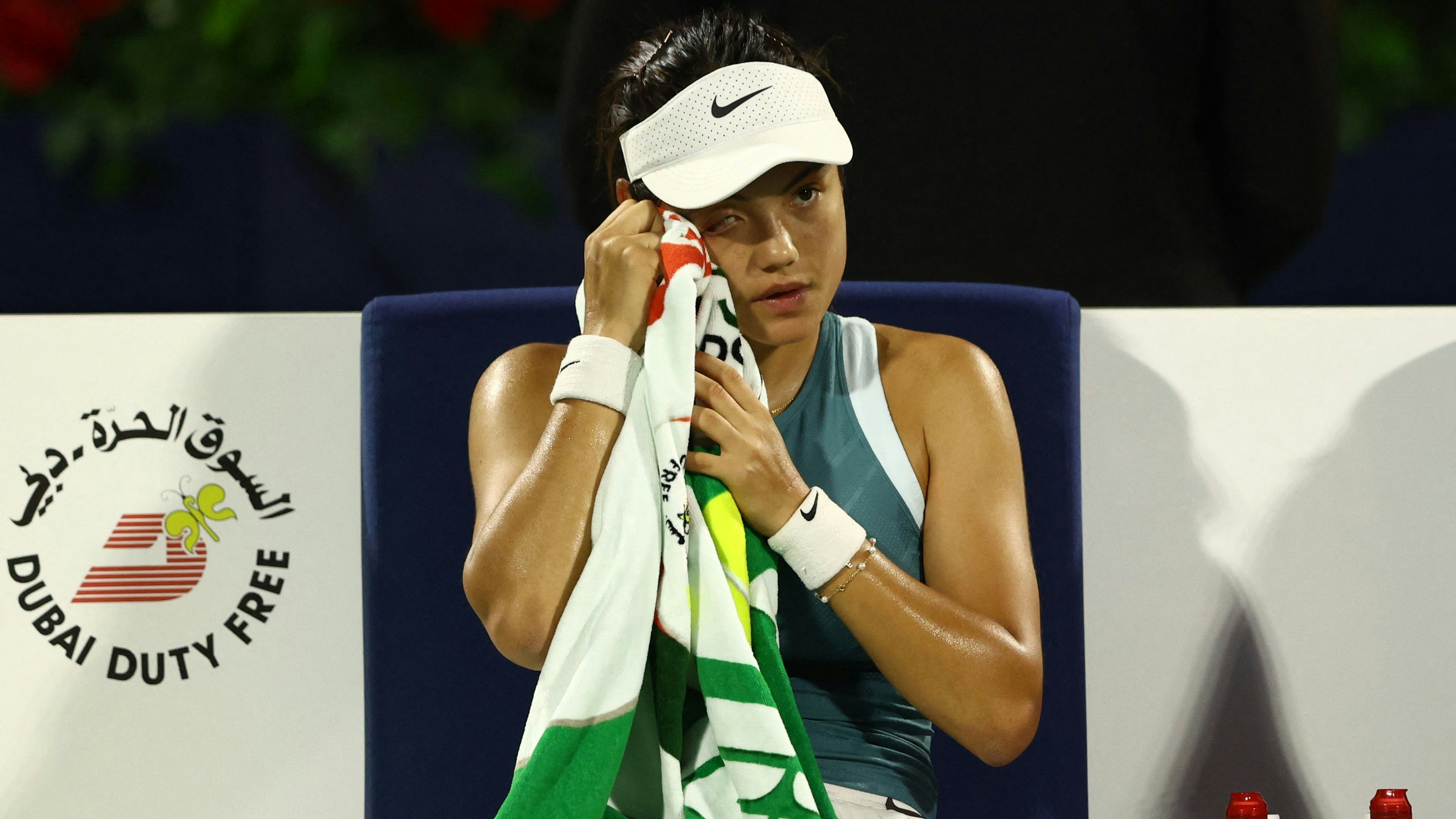 Tennis-Star Emma Raducanu während des Duells mit Karolina Muchova. 