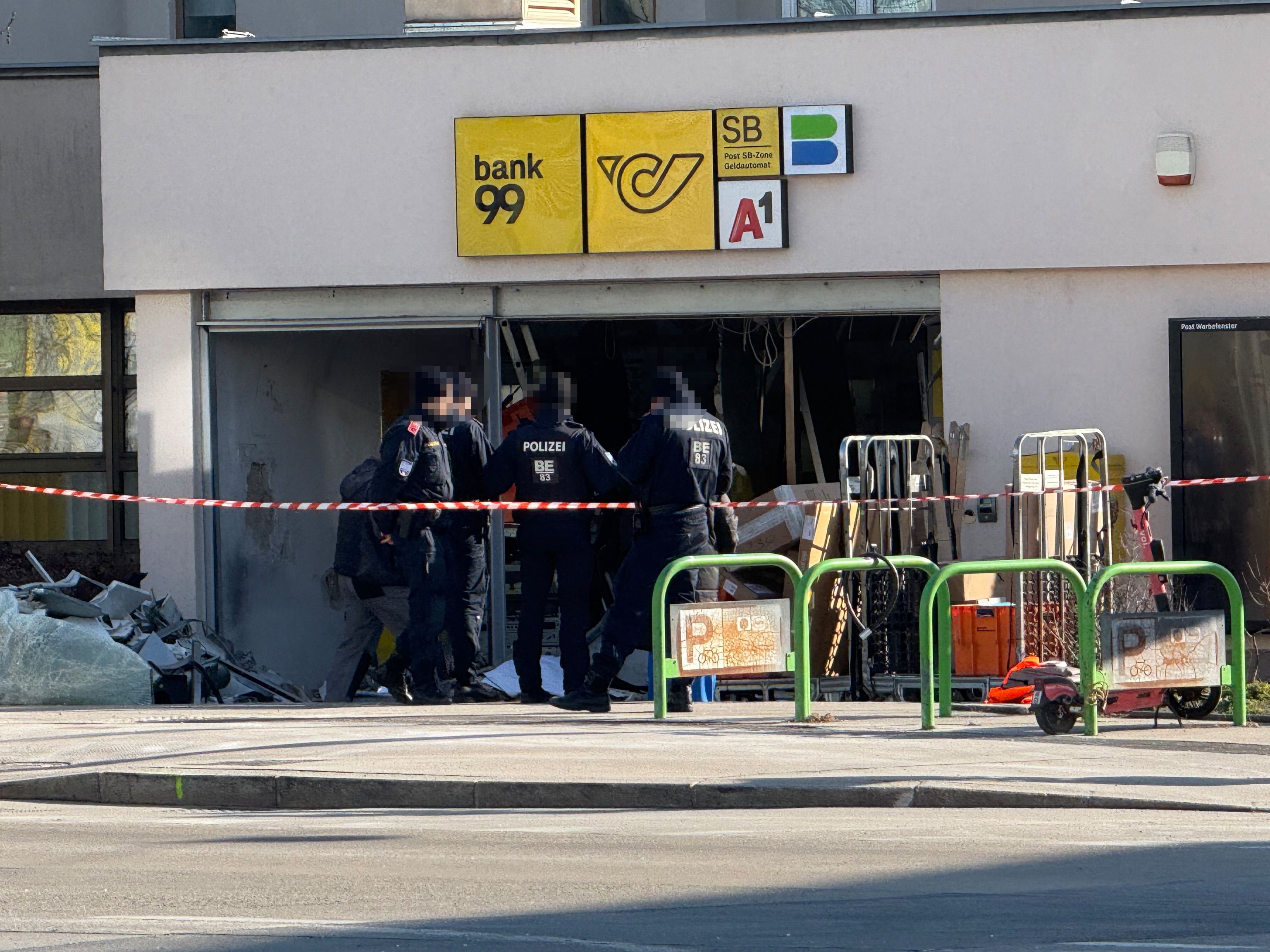 Bildern von verwüsteten Postfilialen wie vom letzten Donnerstag in Wien möchte man in Zukunft vermeiden.