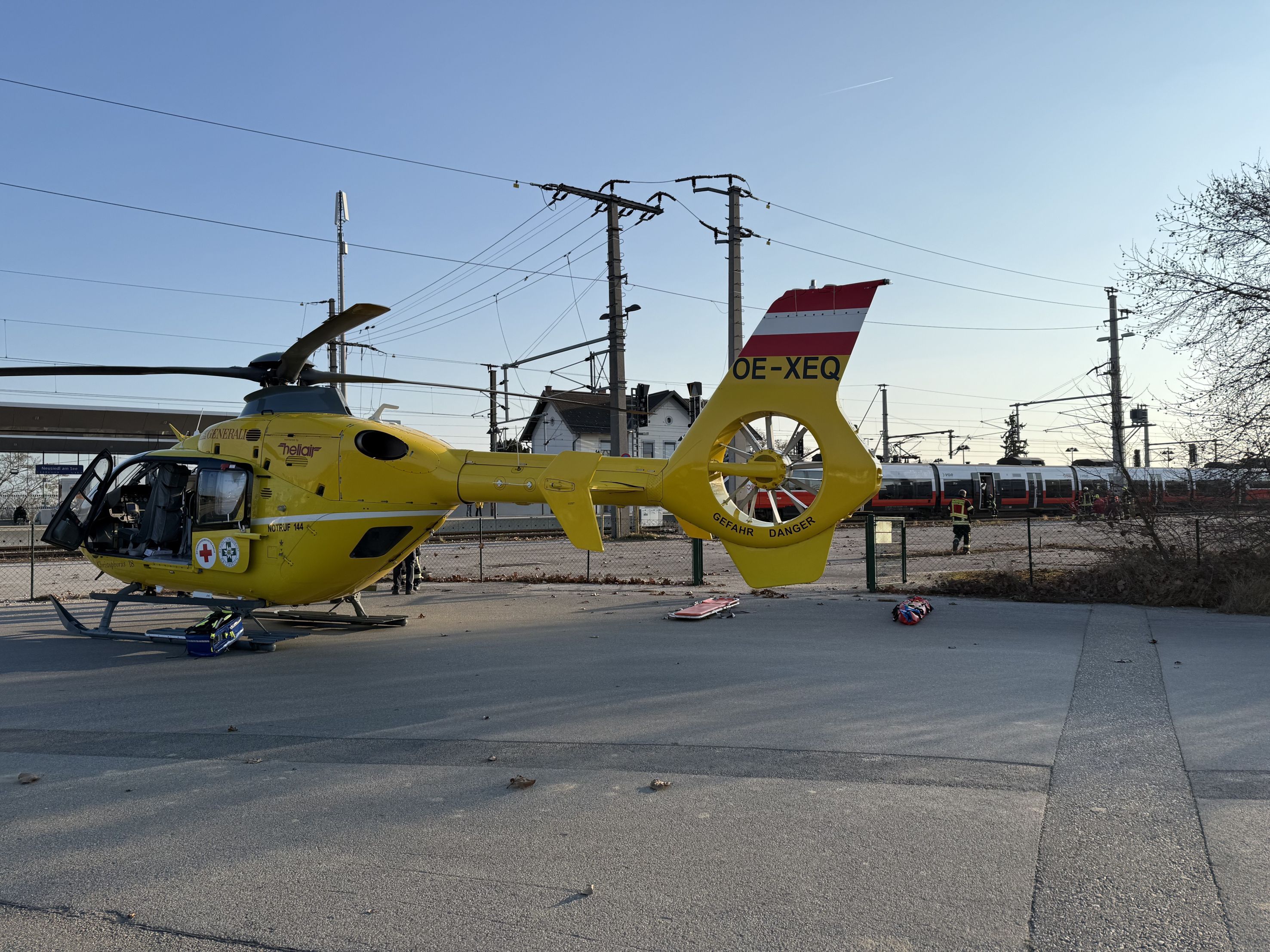 Der Hubschrauber musste anrücken. 