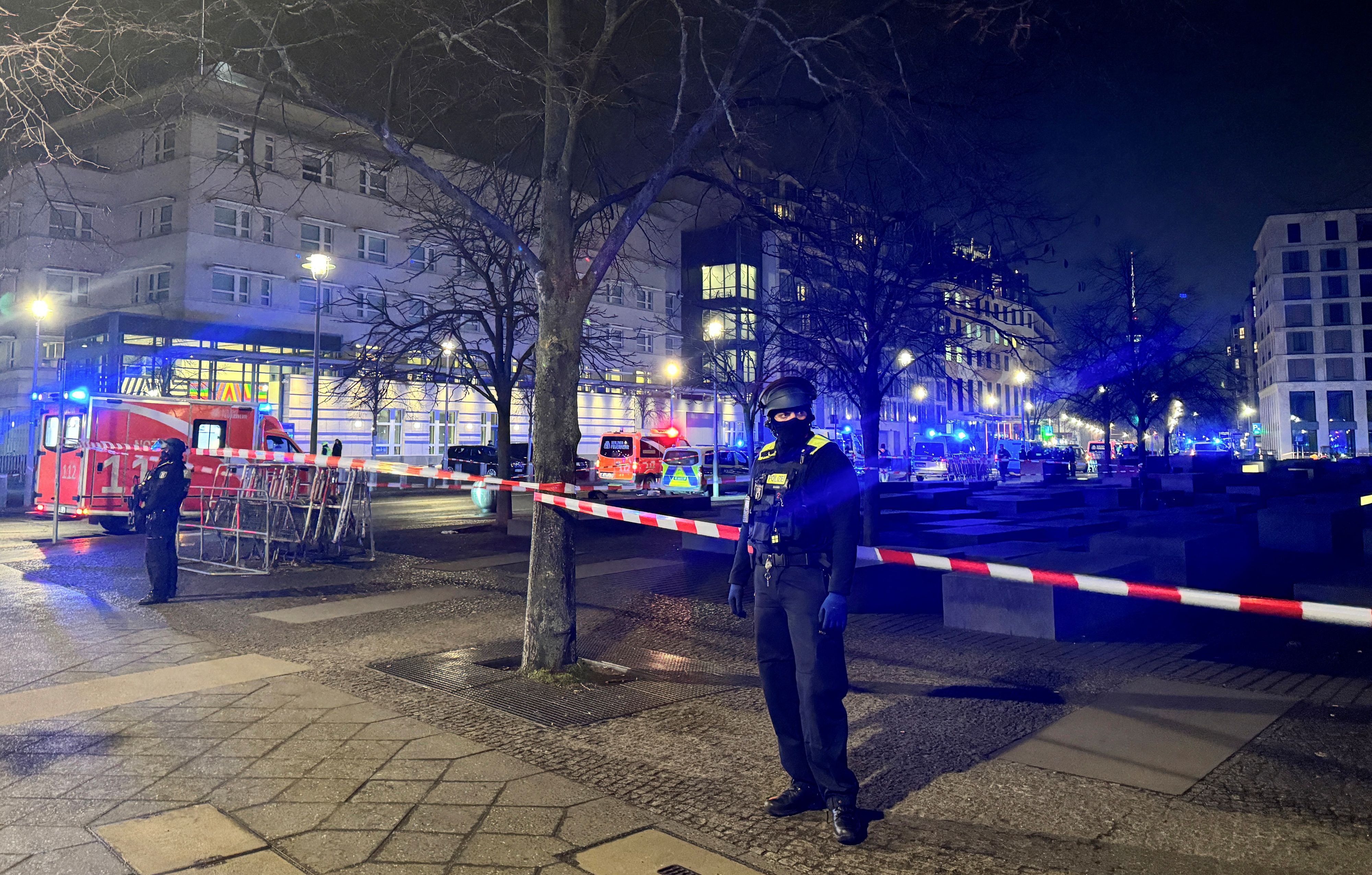 Heute.at - 13 Jahre Haft für jungen IS-Anhänger nach Messerangriff