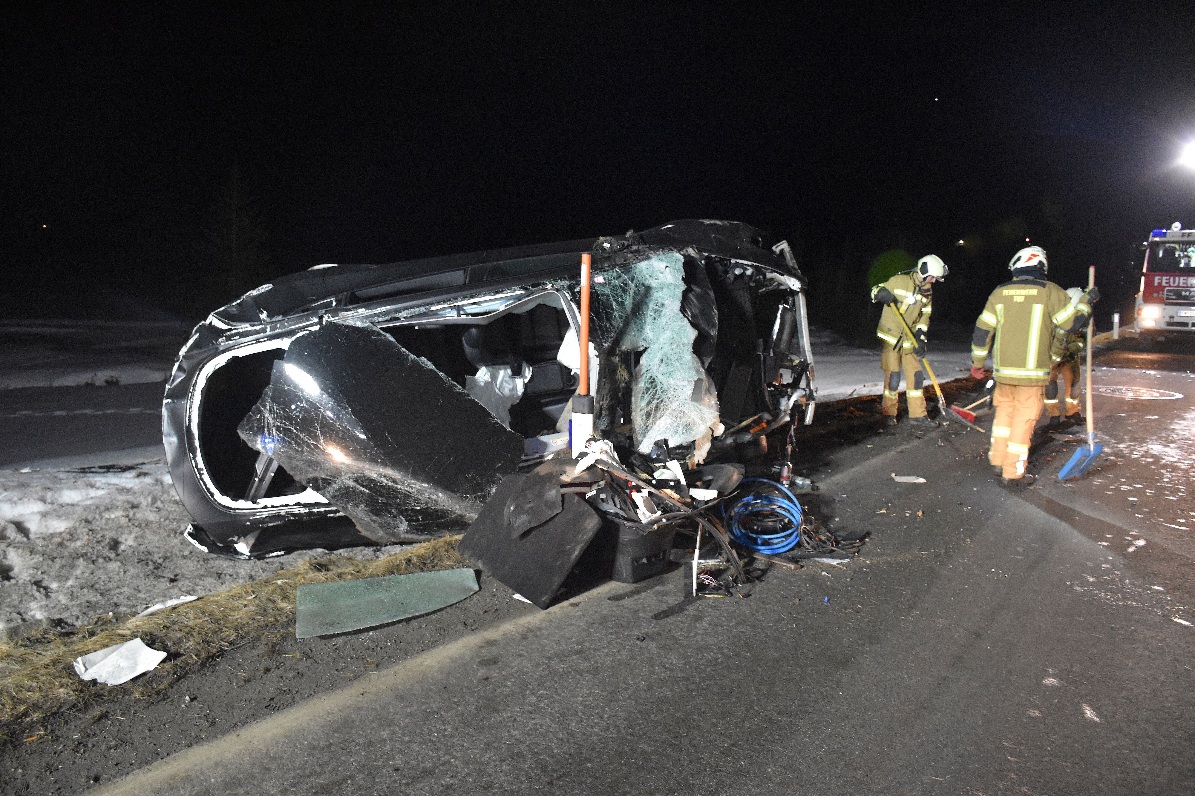 Schwerer Verkehrsunfall auf der Tuxer Landesstraße am 22. Februar 2025