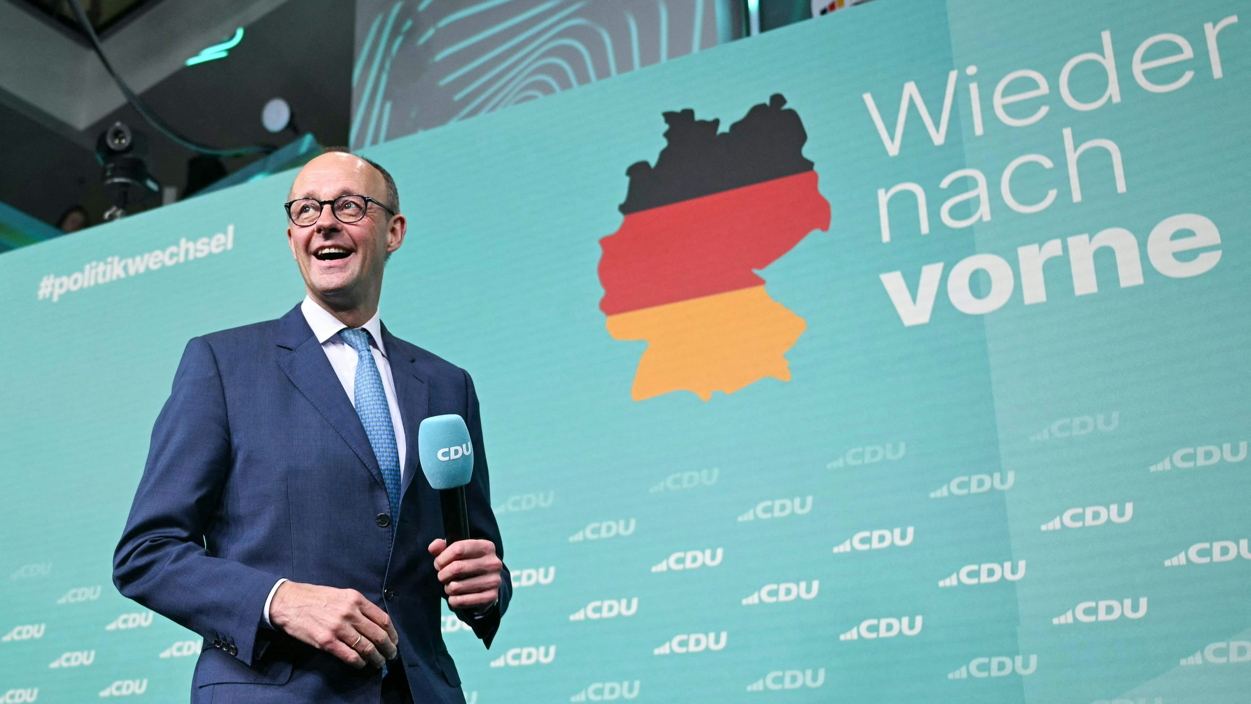 Unions-Kanzlerkandidat Friedrich Merz (CDU) kann sich als Wahlsieger feiern lassen.