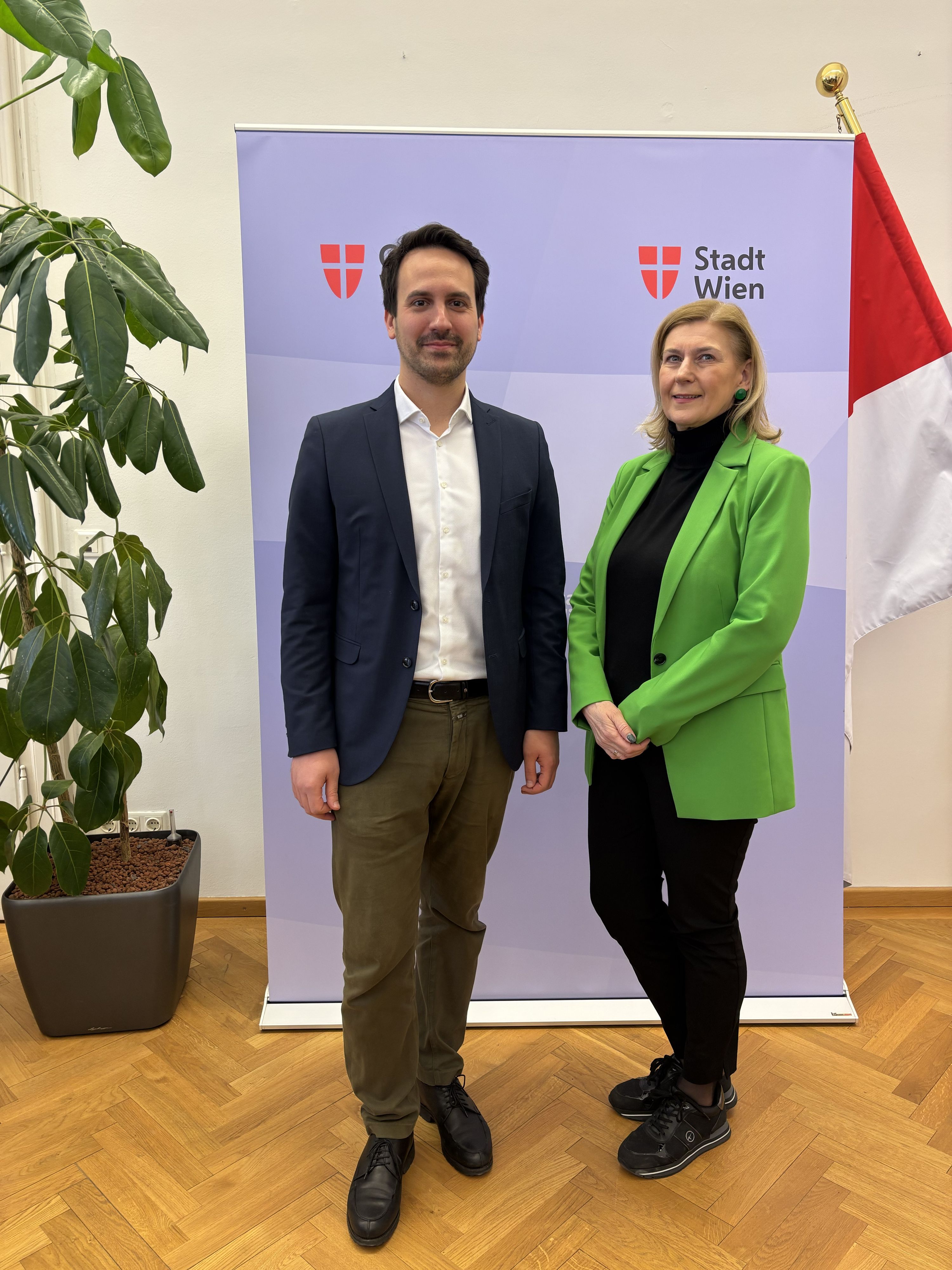 Vizebürgermeister Christoph Wiederkehr (Neos) mit Bildungsdirektorin Elisabeth Fuchs.