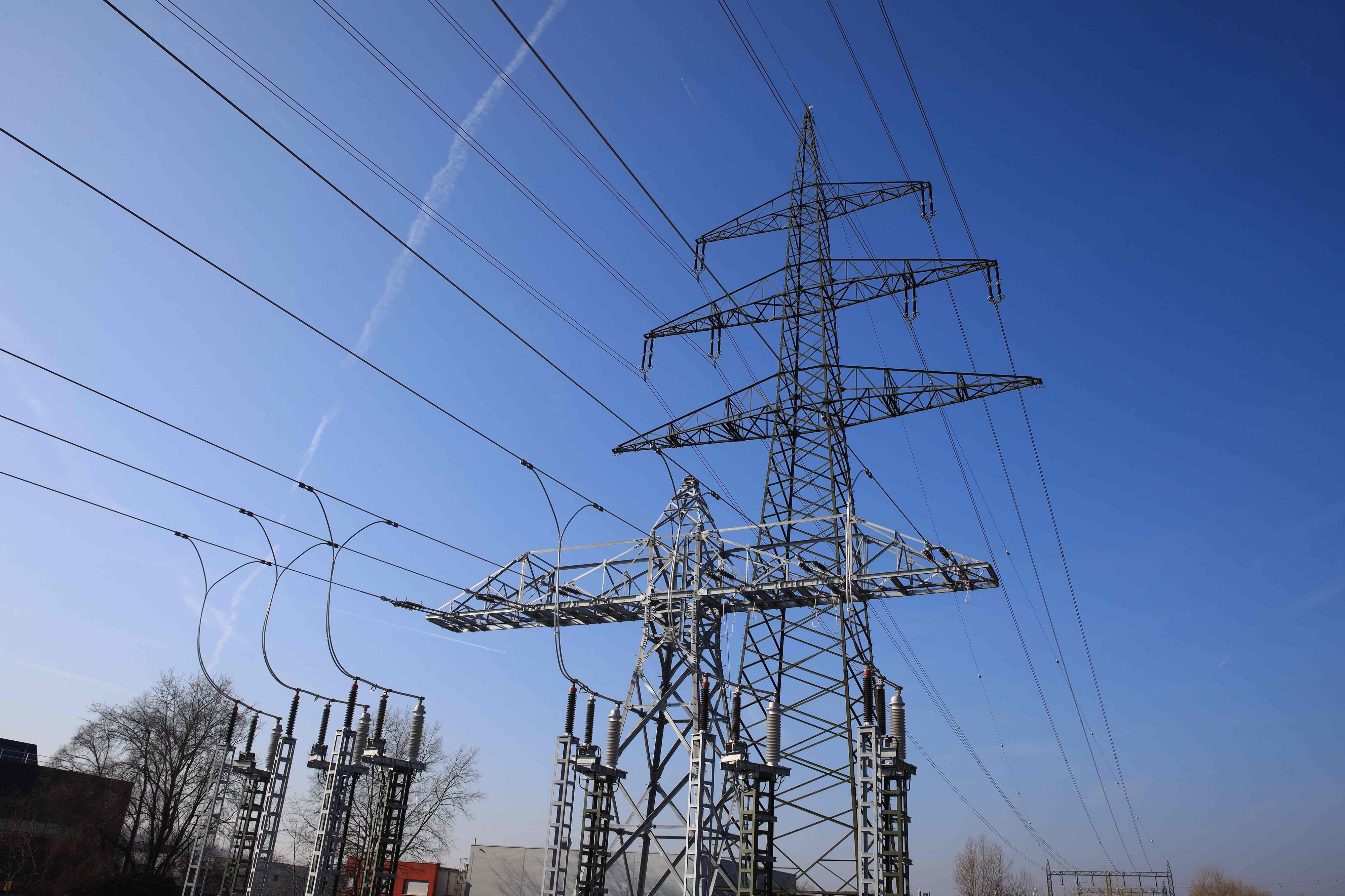 Tausende Salzburger Haushalte könnten bald ohne Strom dastehen.