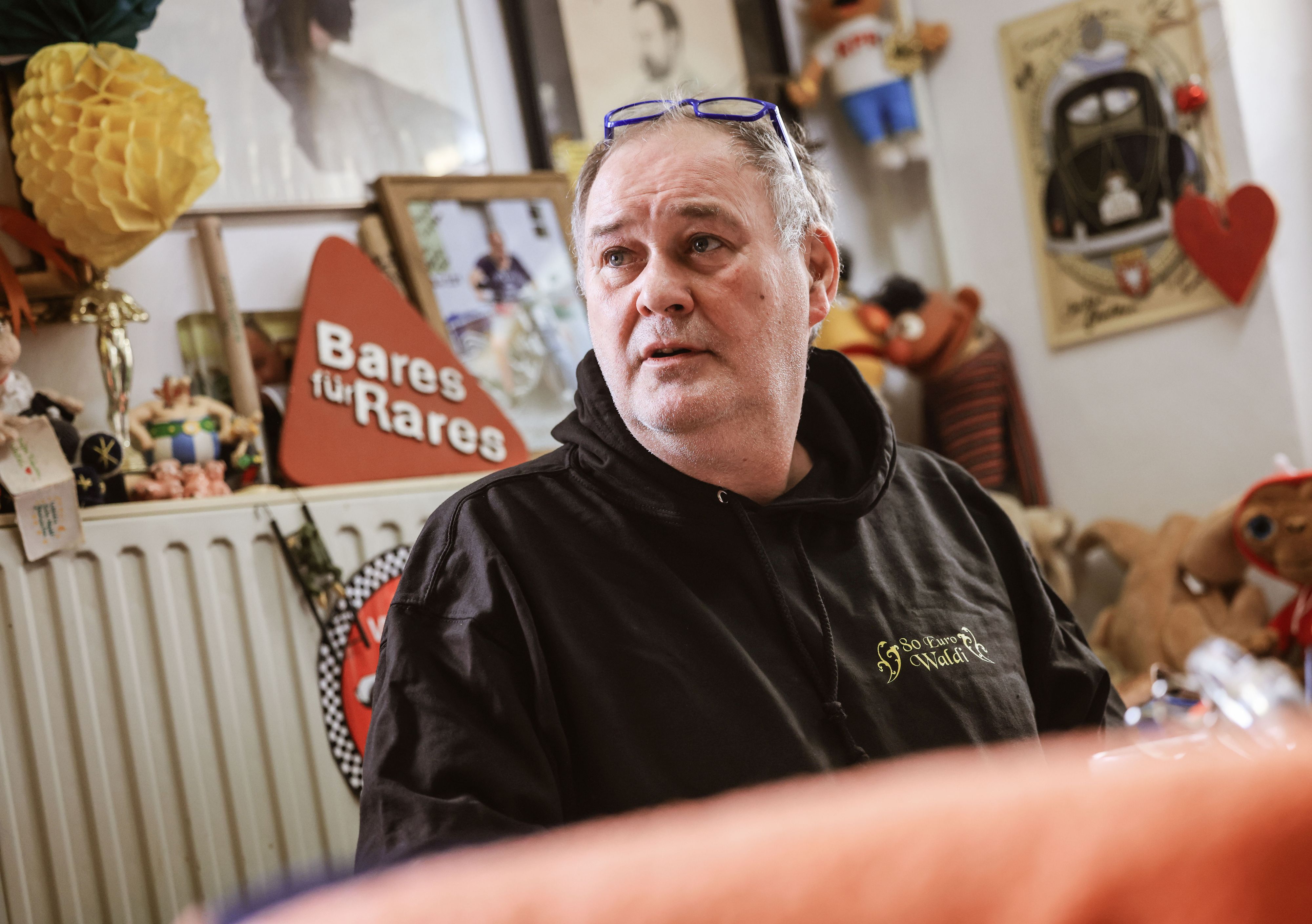 Waldi macht ein Geständnis.