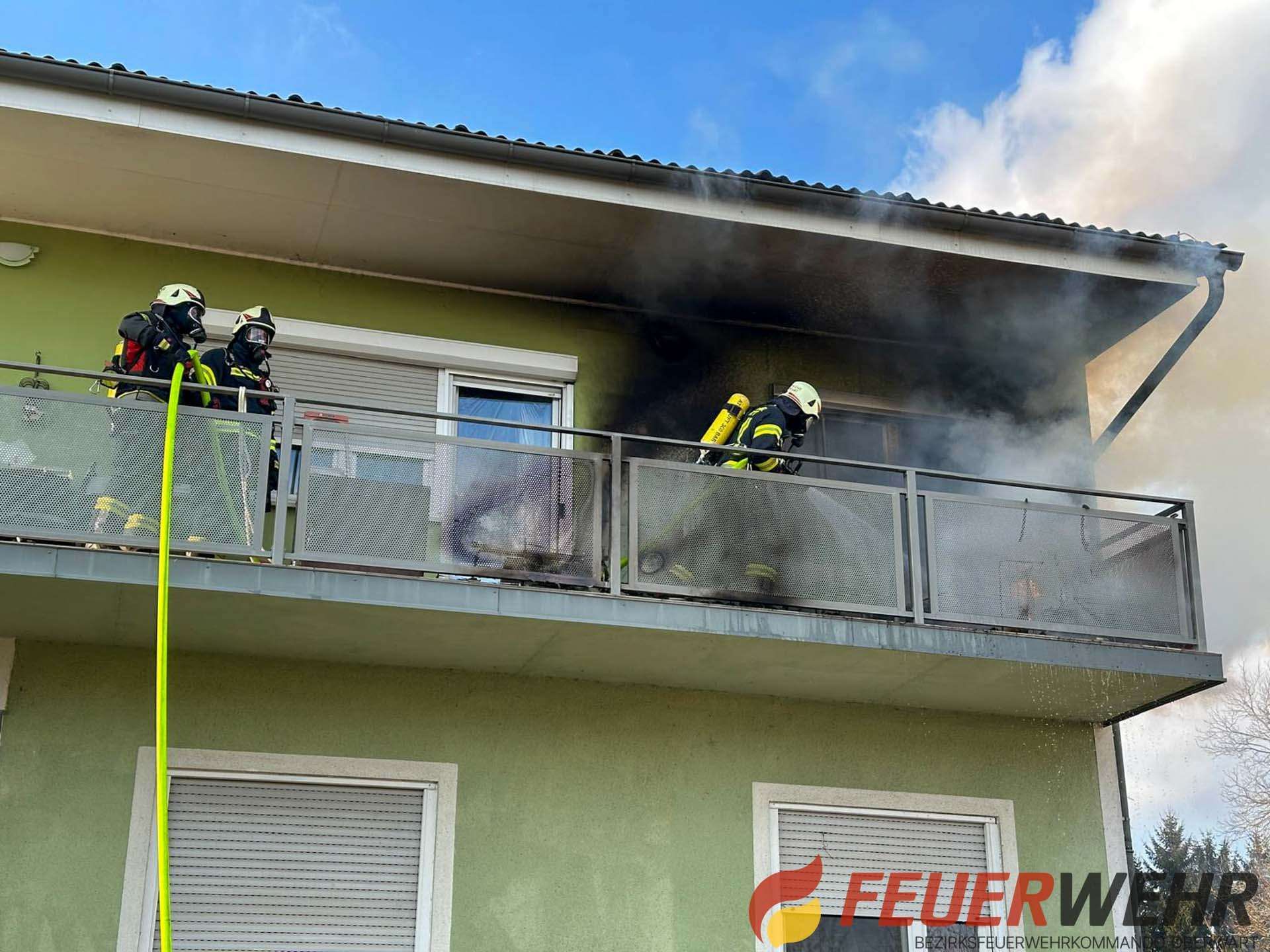 Ein Übergreifen der Flammen konnte verhindert werden.