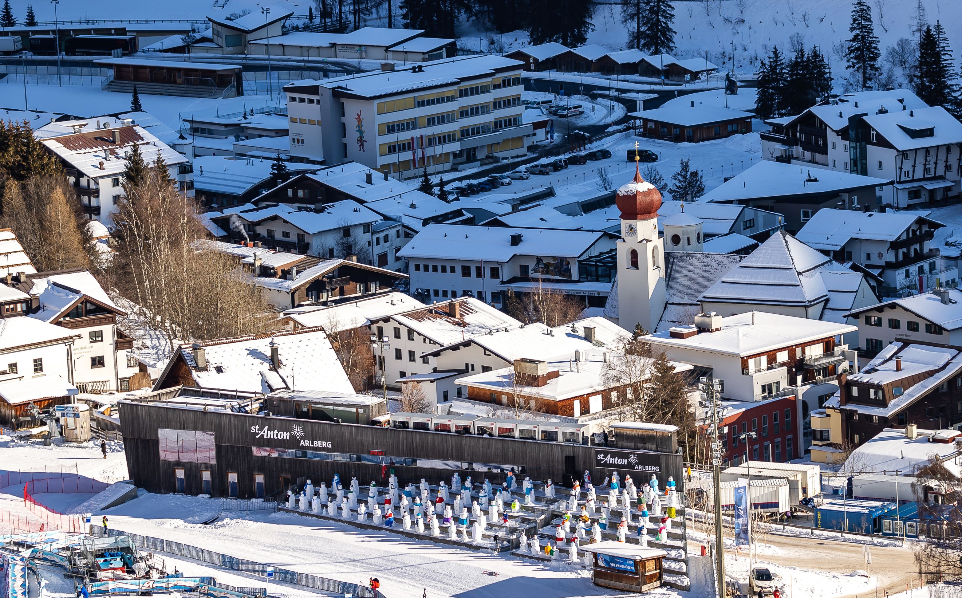 Blick auf die Tiroler Wintersport-Destination St. Anton am Arlberg, Archivbild 2021