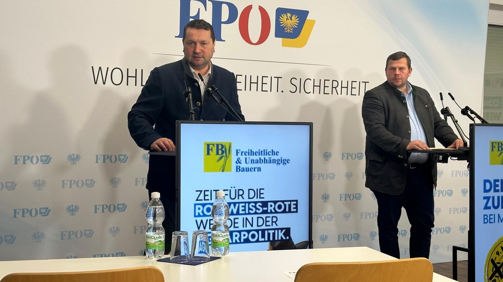 Kroismayr und Schmiedlechner bei der Pressekonferenz
