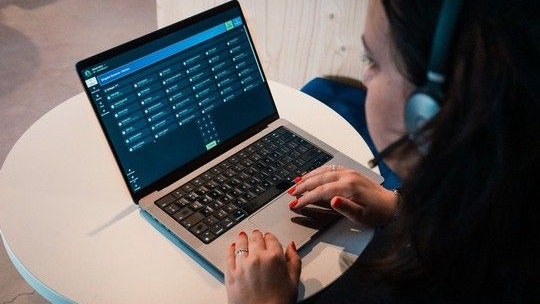 Voys geht mit innovativer Kommunikationslösung in Österreich an den Start.