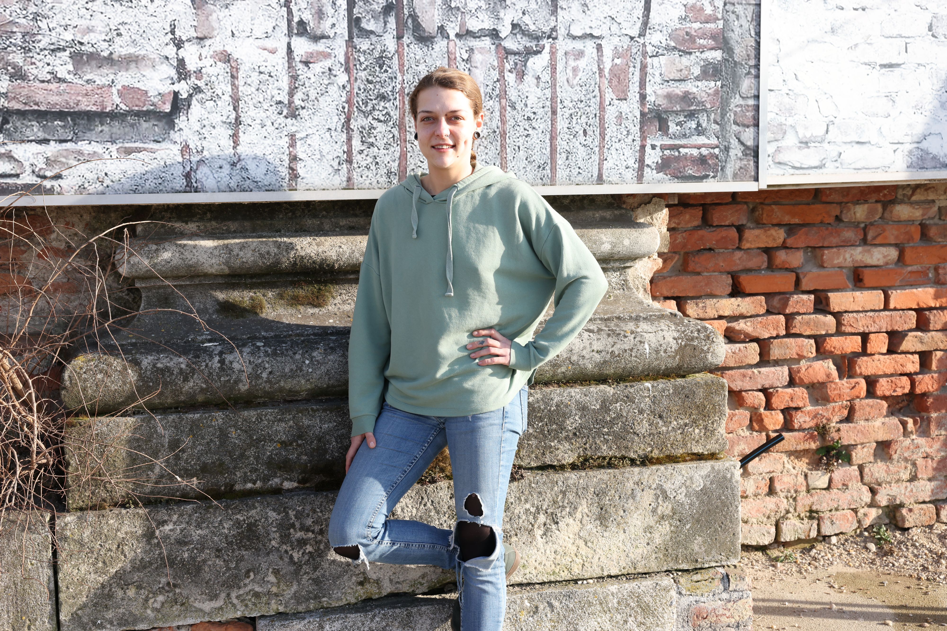 Yoyo schaffte es aus der Obdachlosigkeit, nun hilft sie anderen.