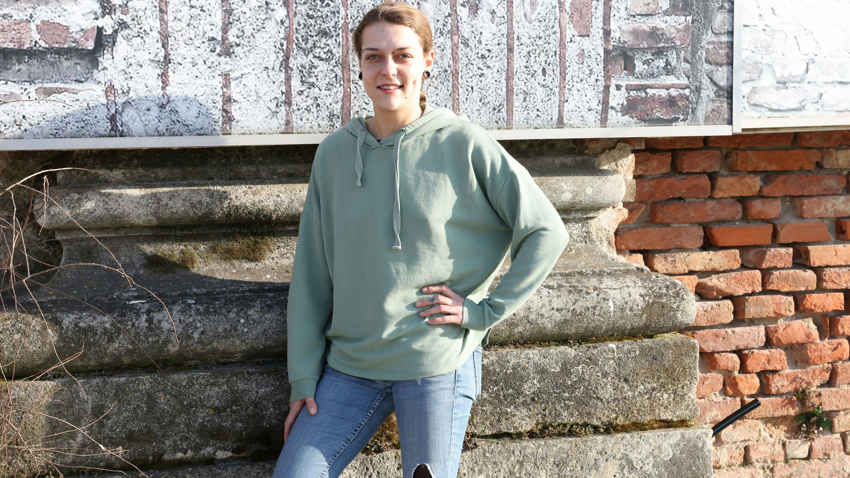 Heute.at - Mit 16 auf der Straße – Jetzt hilft Yoyo (26) anderen