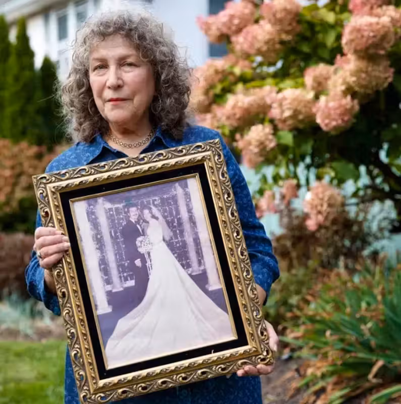 Seit 13 Jahren kämpft Elaine Silverberg um die Rente ihres 1988 verstorbenen Ehemannes Mel.