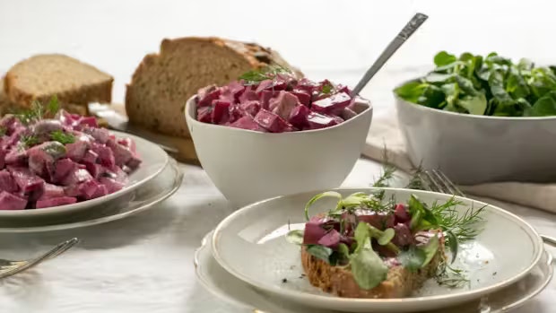 Der etwas andere Schmaus: Roter Saiblingssalat 