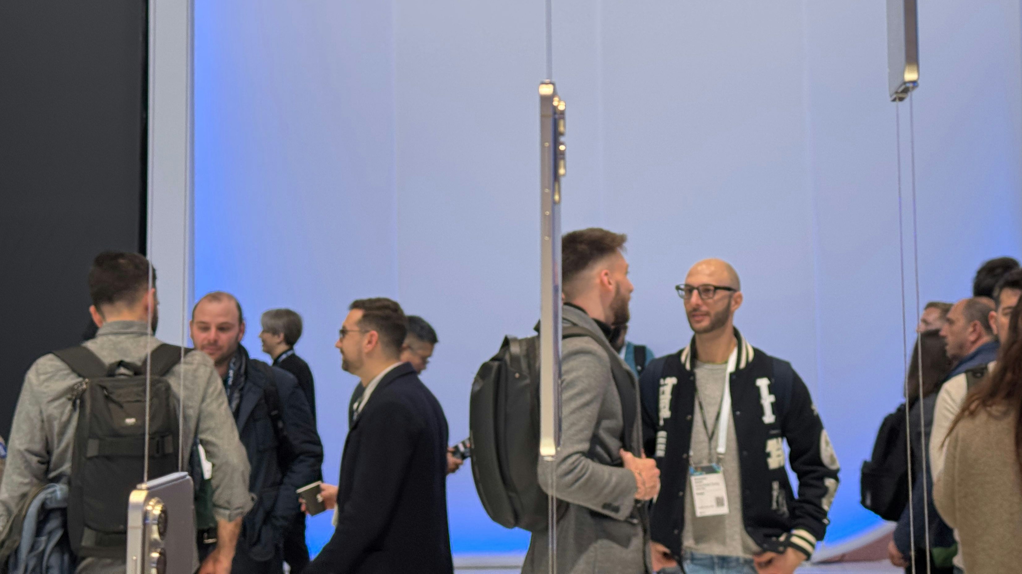 Näher durfte man ans Samsung S25 Edge nicht.