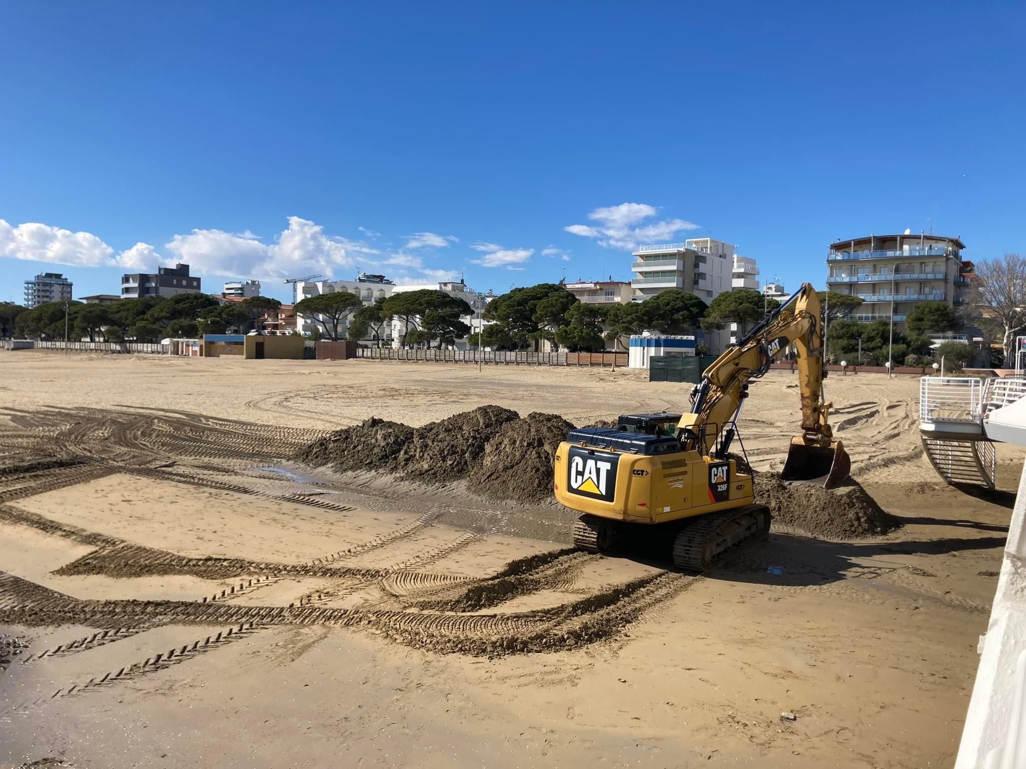 Am Strand von Lignano wird auch heuer wieder gebaggert. 