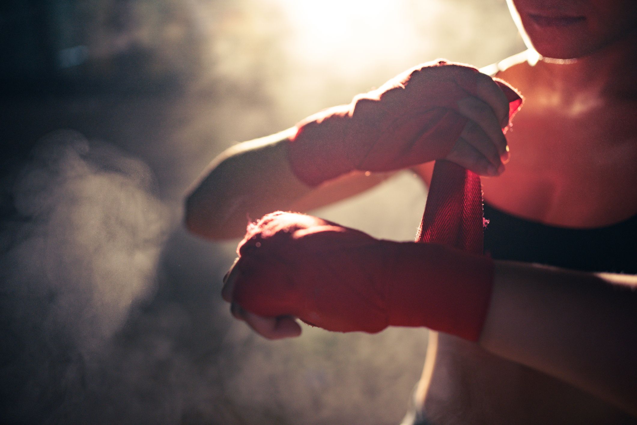 Mit diesem Prompt wechselt deine KI von Samthandschuhen zu harten Bandagen.
