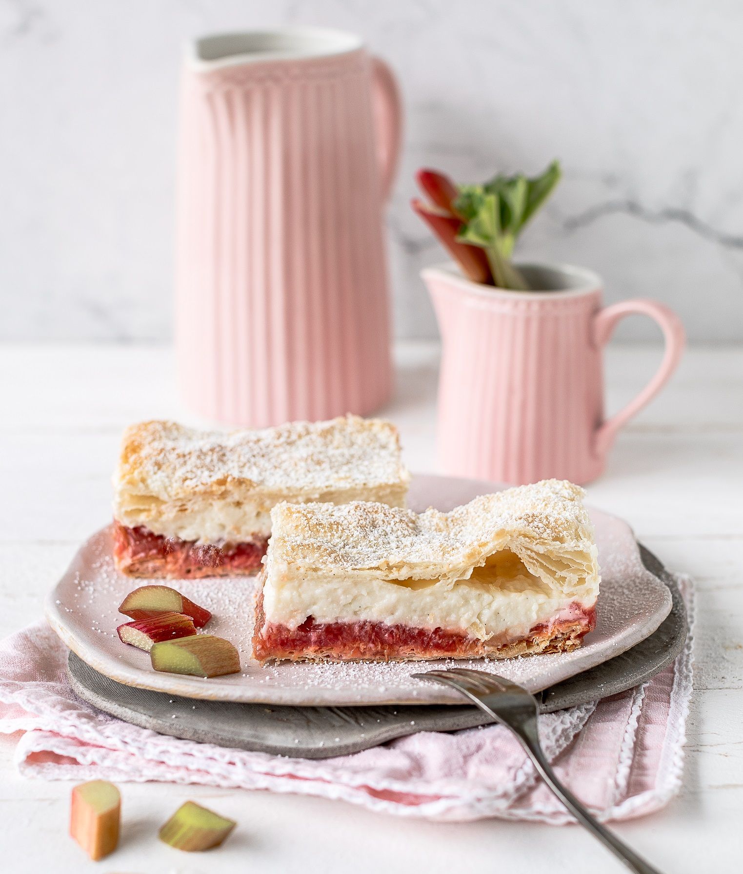 Rhabarber-Creme-Schnitten