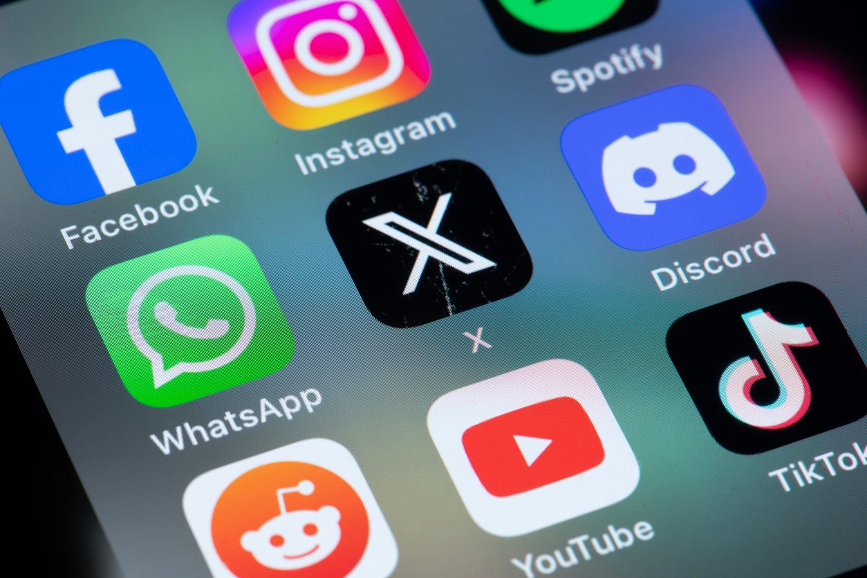 Elon Musks X gab am Montag den Geist auf.