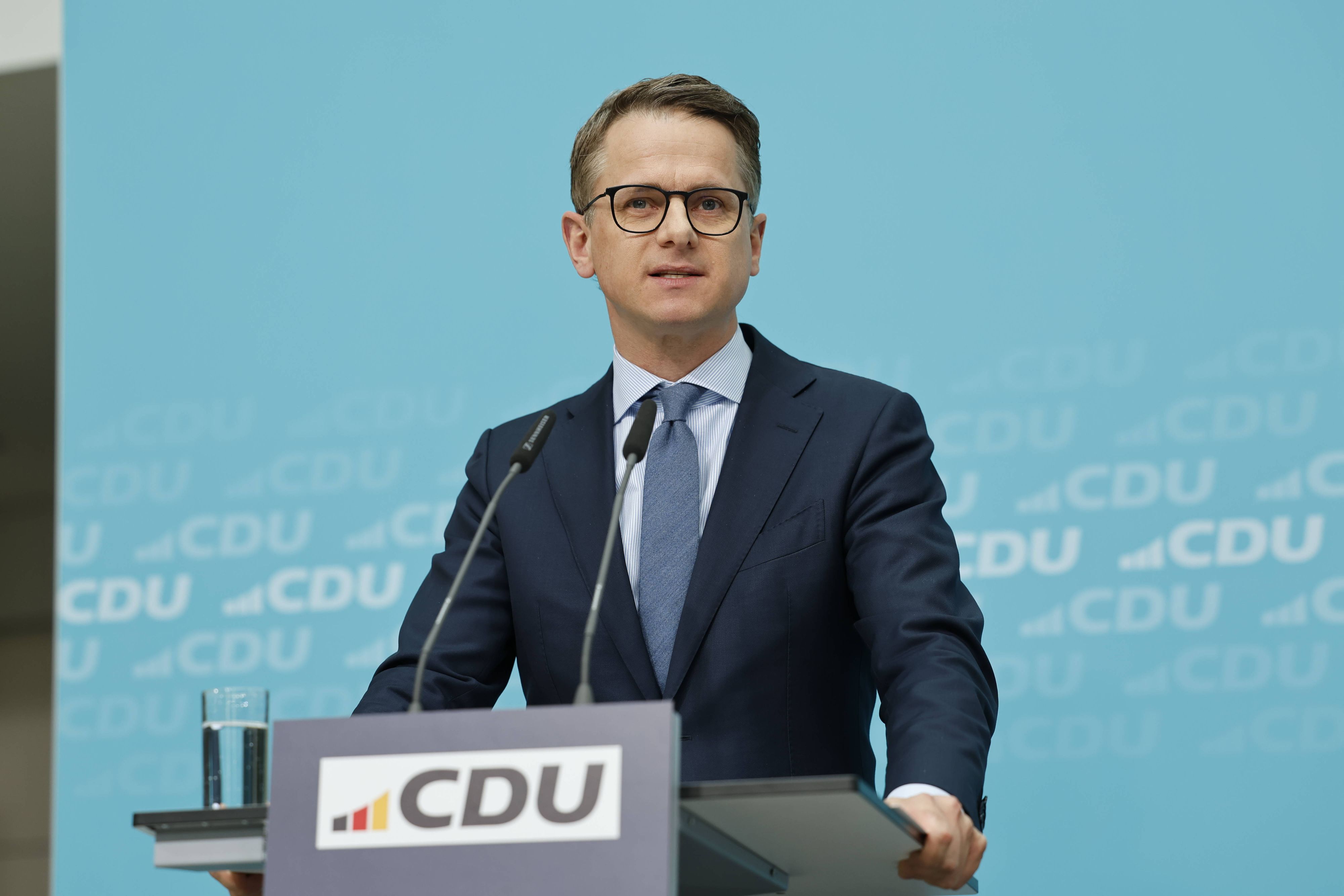 CDU-Generalsekretär Carsten Linnemann verkündete, dass die Koalitionsgespräche am Donnerstag starten sollen.