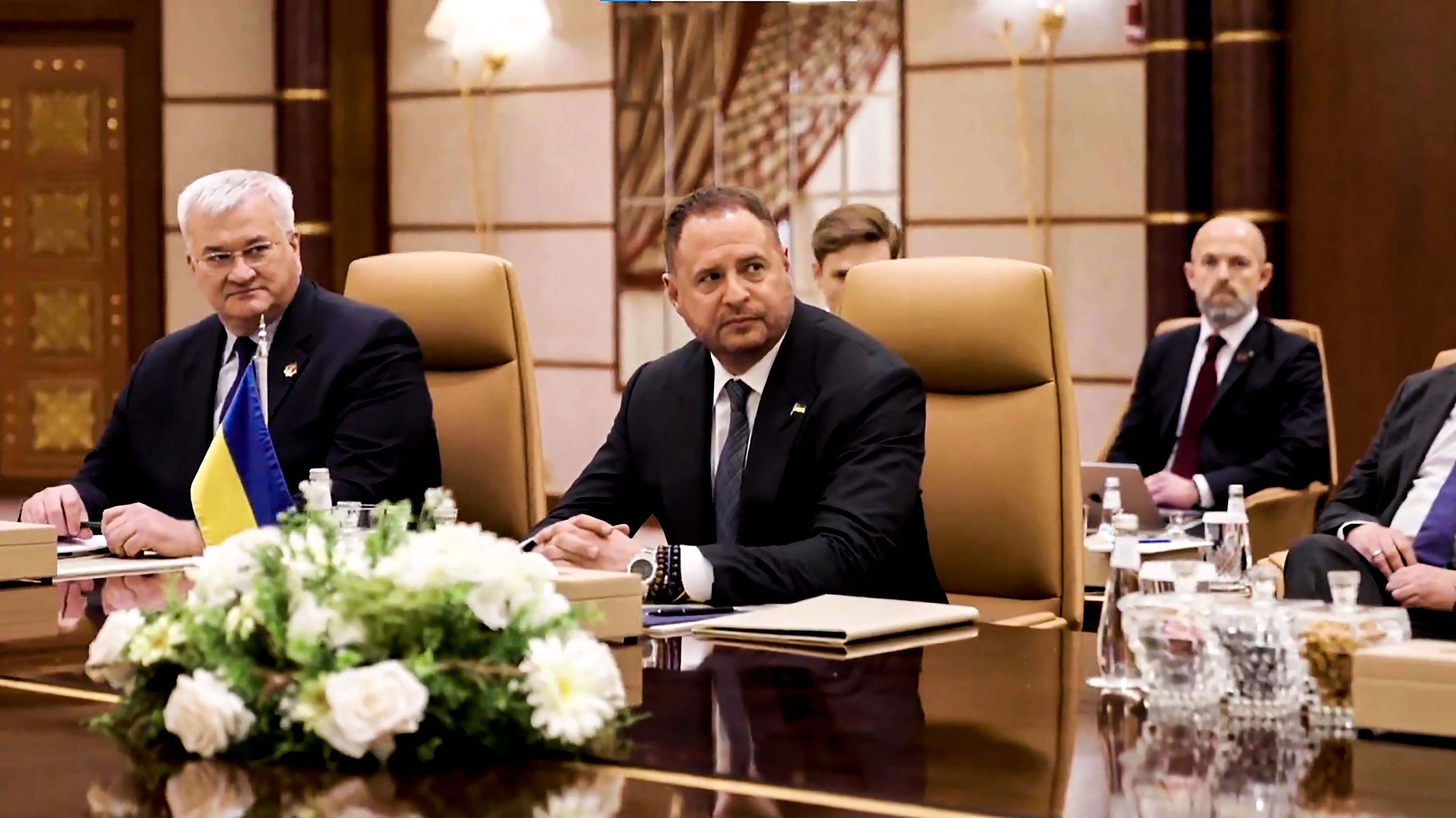 Ukrainische und us-amerikanische Vertreter haben in Saudi-Arabien einen Friedensdeal mit Russland ausgearbeitet. 