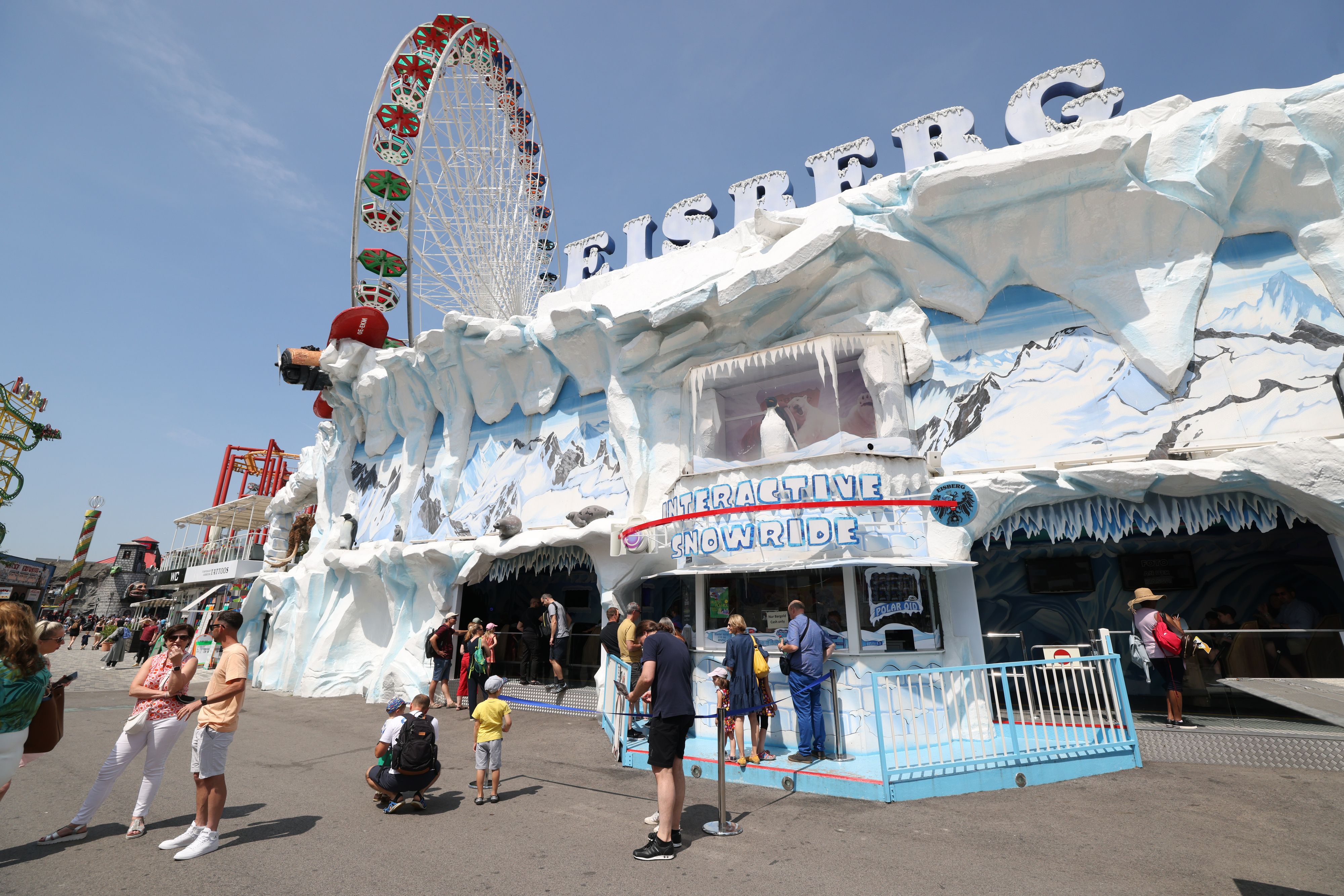 Der Wurstelprater ist frei zugänglich – ohne Eintrittspreis oder Konsumationspflicht.