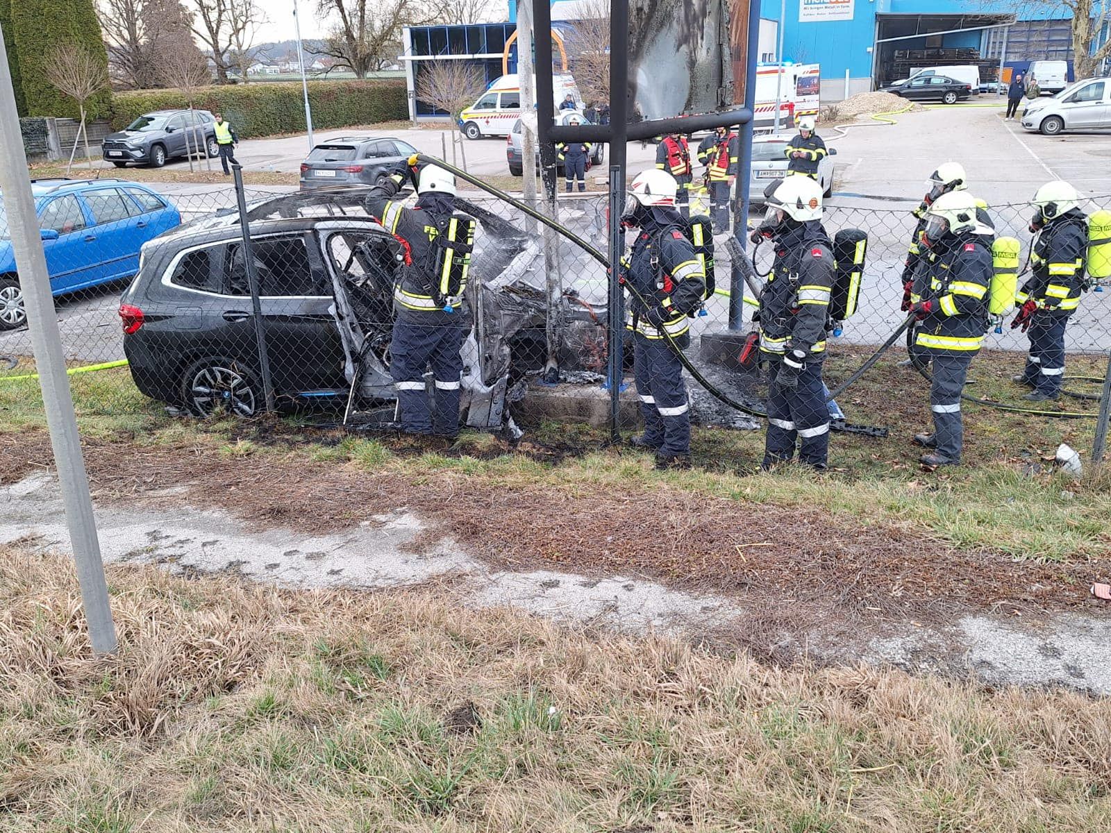 Der 38-Jährige baute mit zwei Kindern im Fonds einen Unfall.
