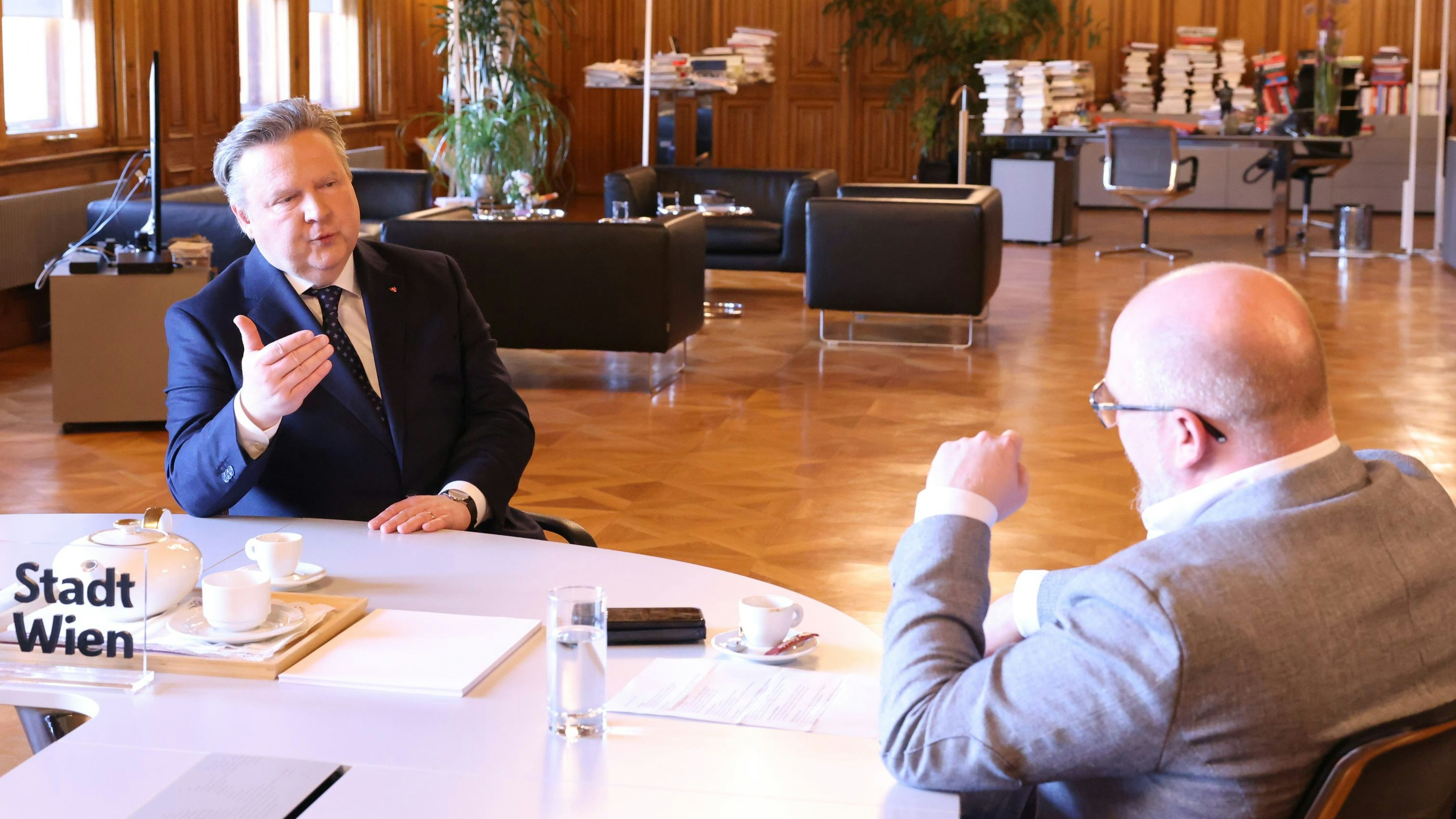 "Wien ist eine der sichersten Metropolen der Welt", ist Ludwig überzeugt. Laut Kriminalstatistik würde die Zahl der Straftaten sinken.