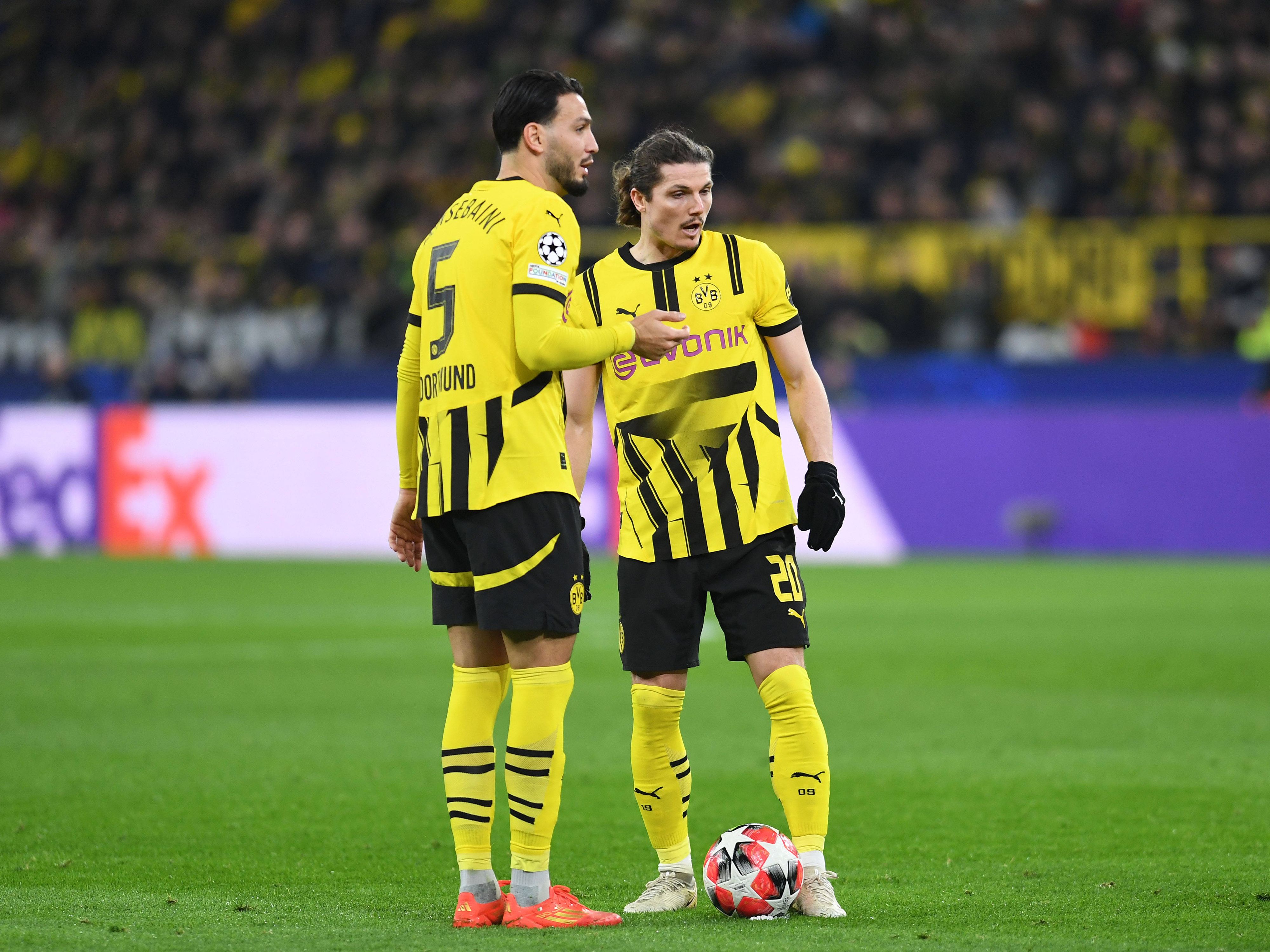 Sabitzer und Teamkollege Ramy Bensebaini (l.)