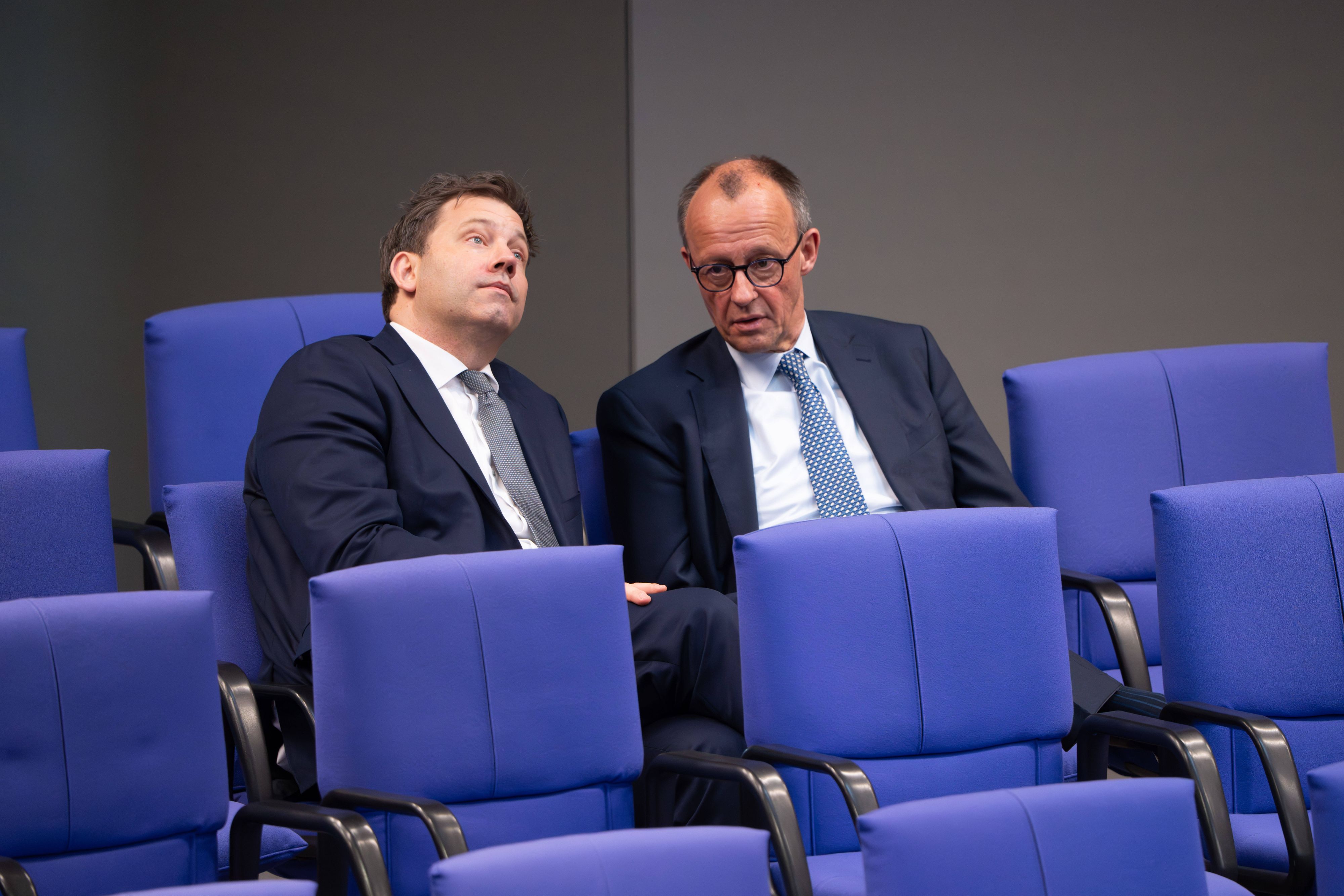 Das Finanzpaket von Lars Klingbeil (SPD) und Friedrich Merz (CDU) fand offenbar die Zustimmung der Grünen.