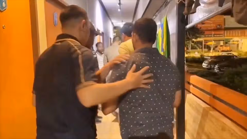 Zwei indische Staatsbürger stehen unter dringendem Verdacht. Eine DNA-Analyse soll sie nun überführen.