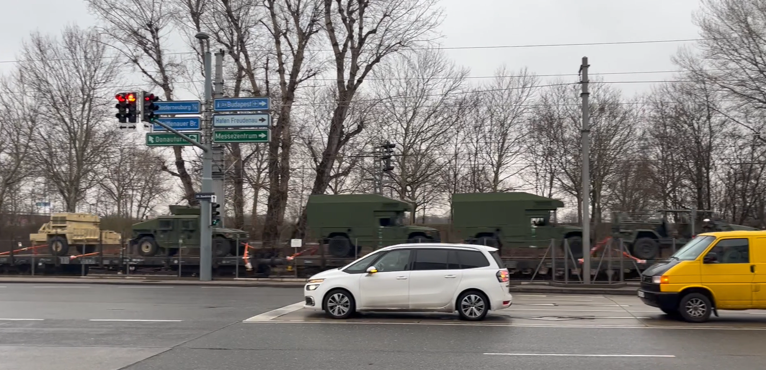 US-Geschütze rollten Samstagnachmittag durch Wien.