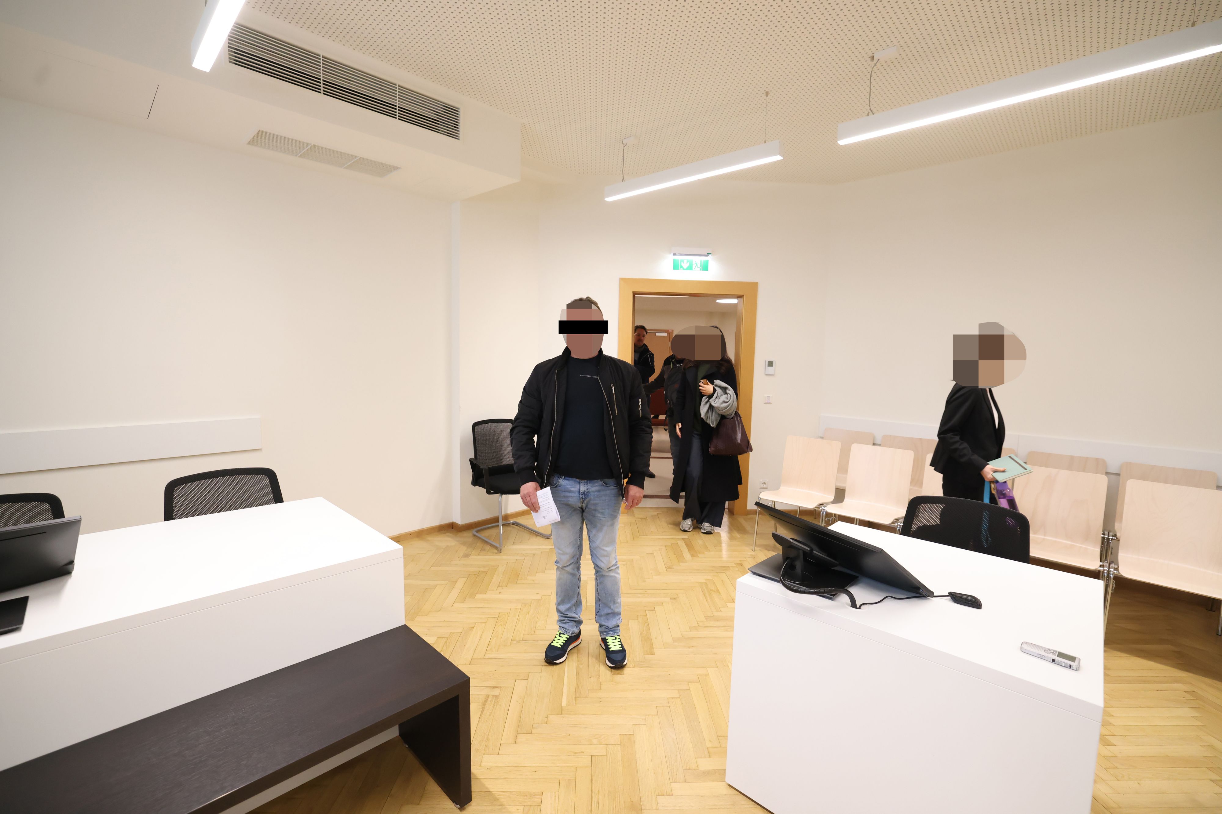 Unbelehrbarer Stalker (56) vor Gericht in Wien. 