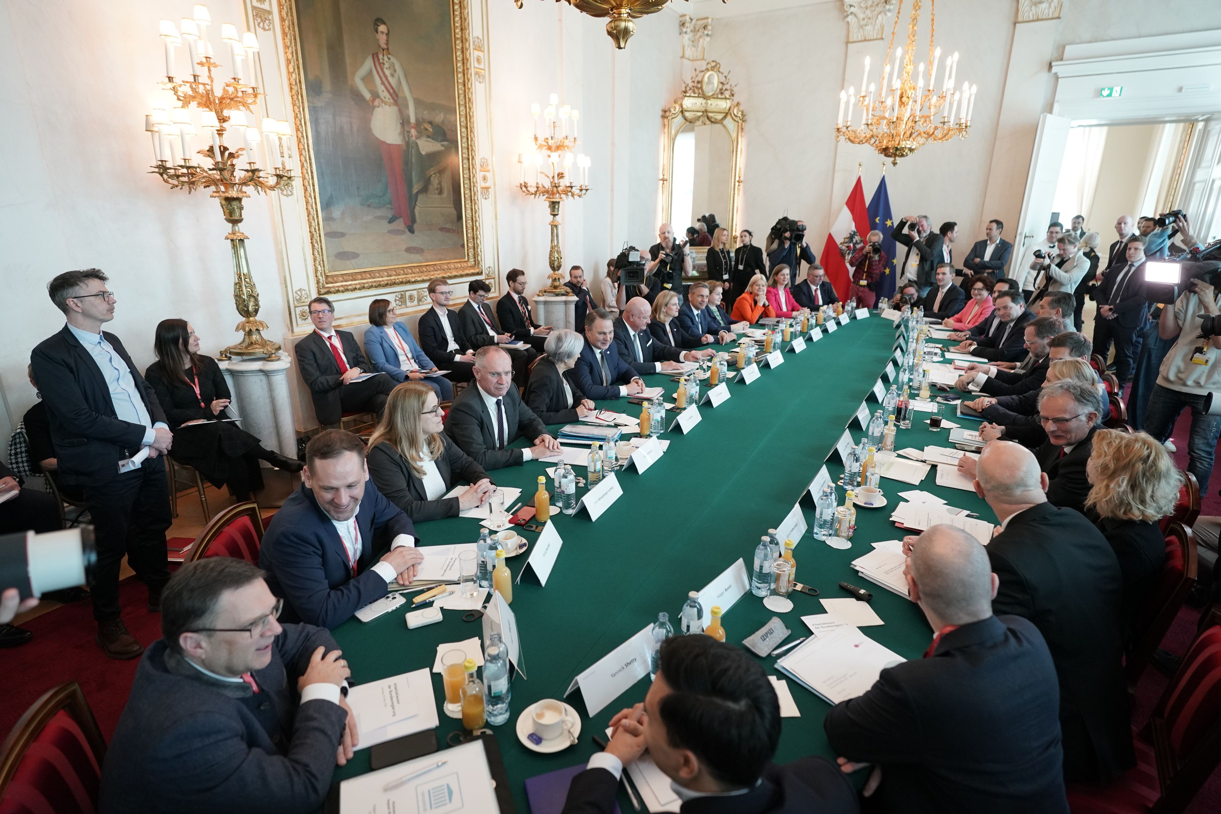 Die Regierung hat sich auf einen Fahrplan zur Budgetsanierung geeinigt. (Archivbild)