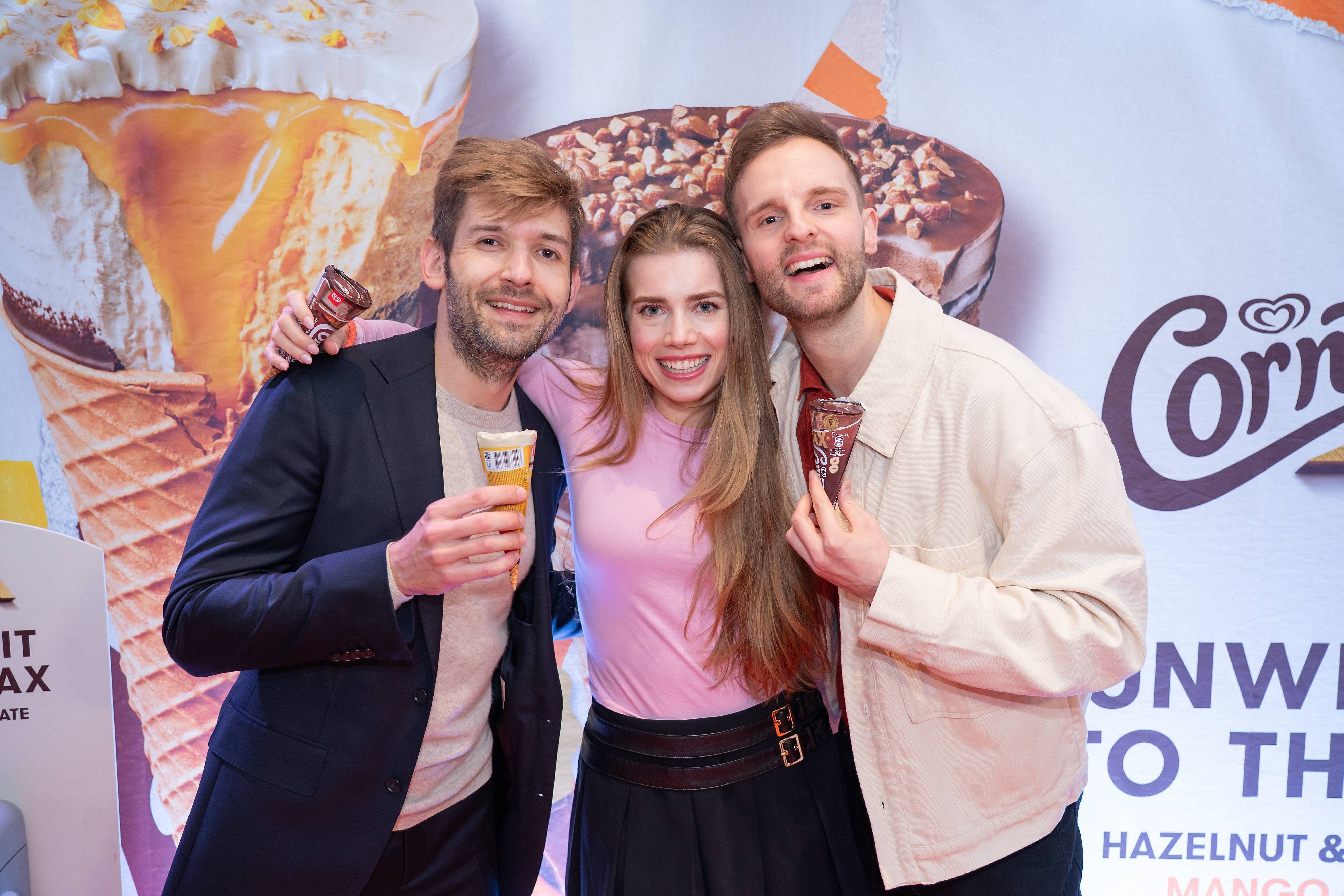 Herby Stanonik, Michael Buchinger und Anna Strigl beim ESKIMO Eis-Tasting.