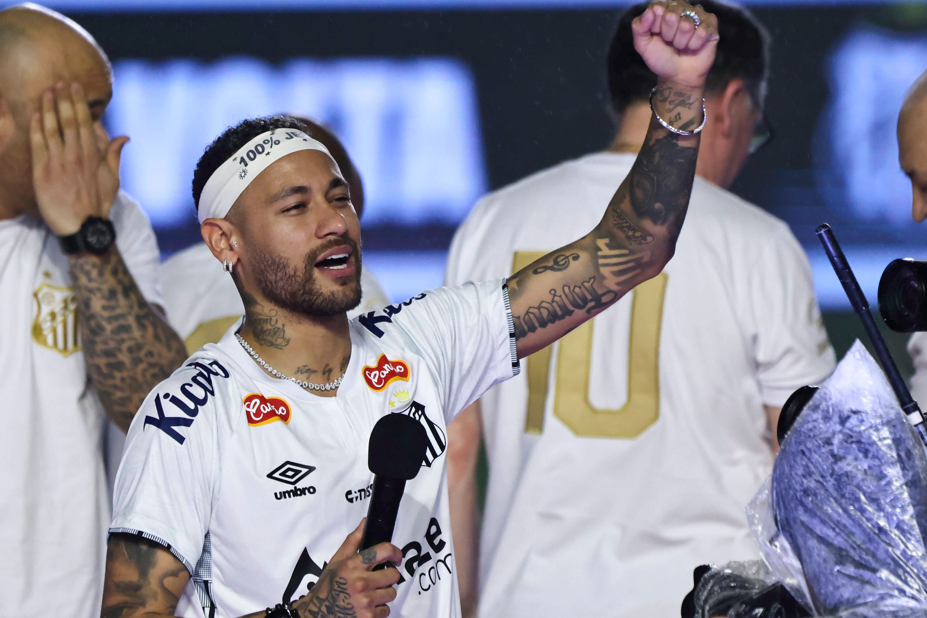 Neymar feierte eine wilde Party.