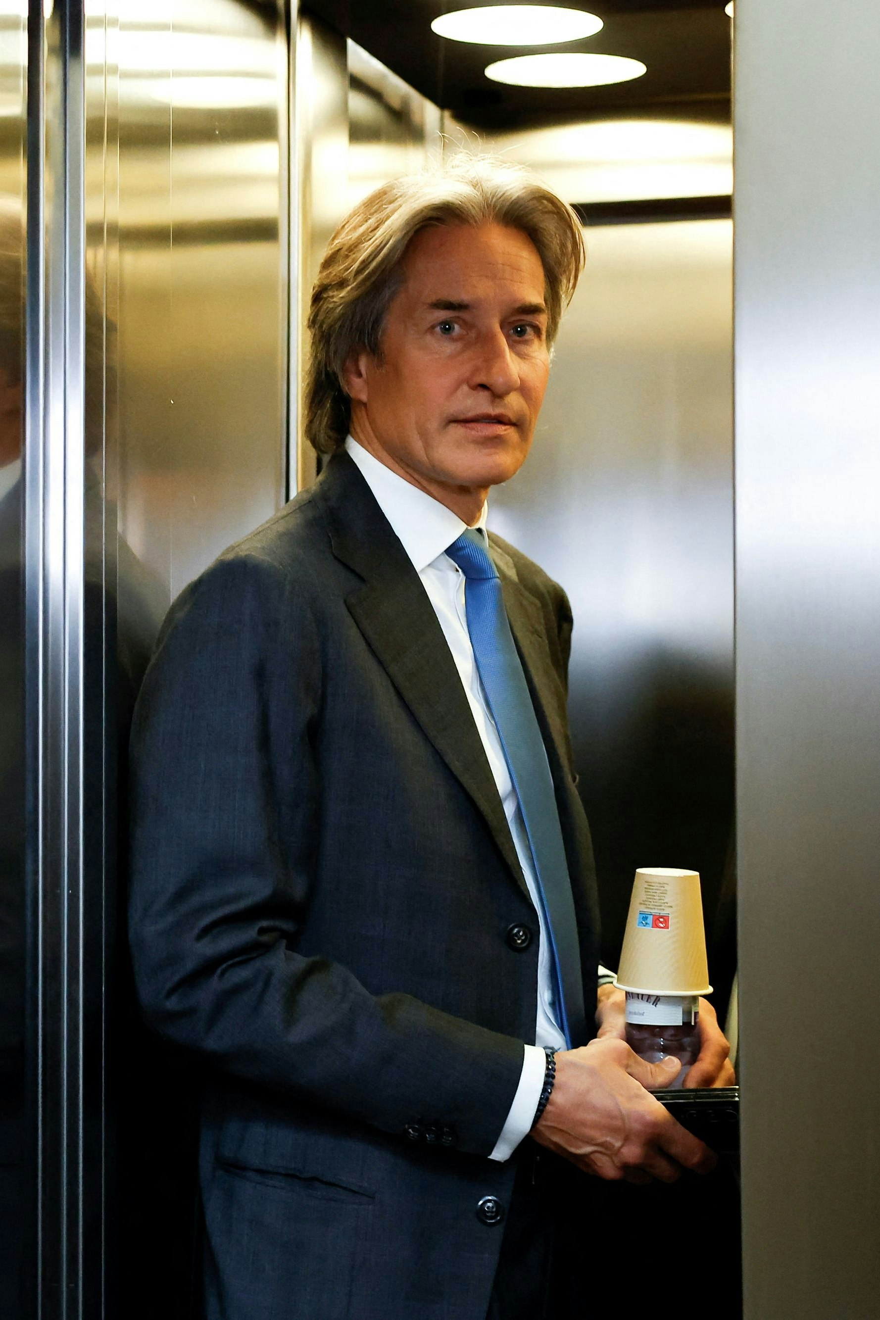 Karl-Heinz Grasser muss ab Anfang Jänner eineinhalb Jahre Fußfessel tragen