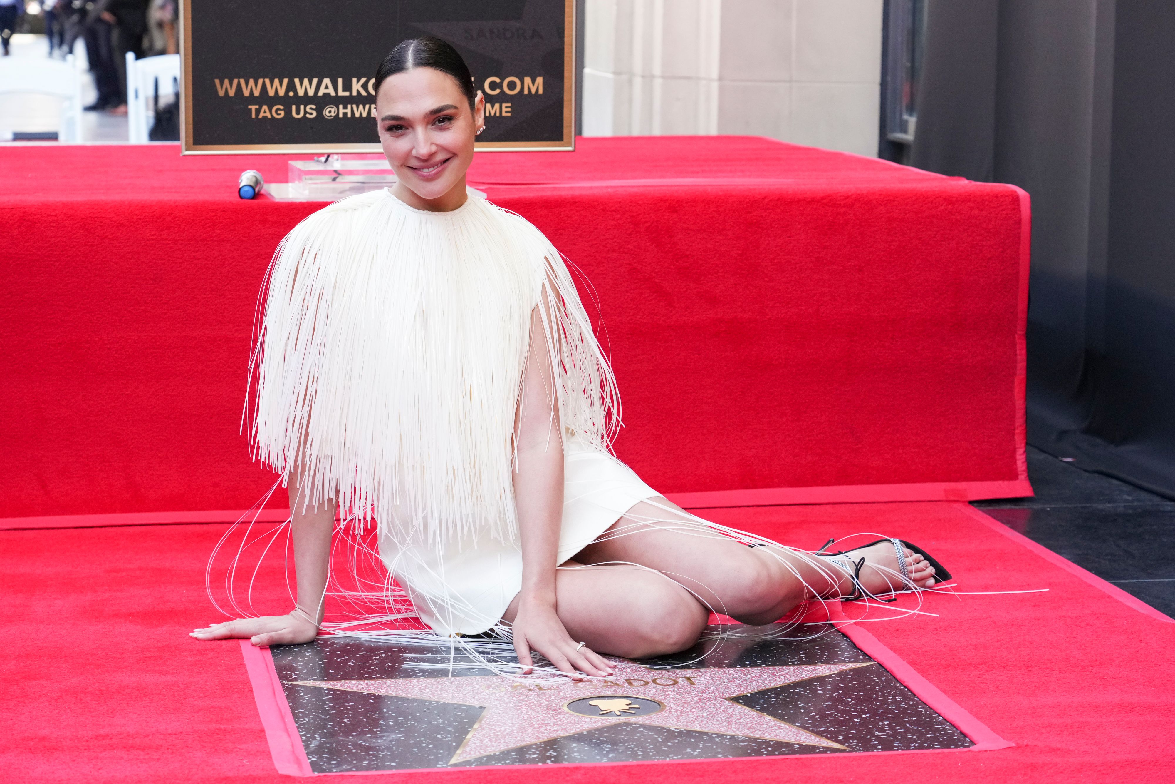 Am Donnerstag bekam Gal Gadot einen Stern auf dem Hollywood Walk of Fame in Los Angeles verliehen.