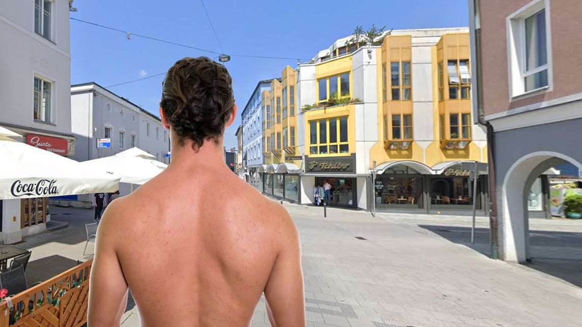 Der nackte Mann wurde am Donnerstag von Passanten in der Bahnhofstraße beobachtet und gefilmt. (Heute Montage)