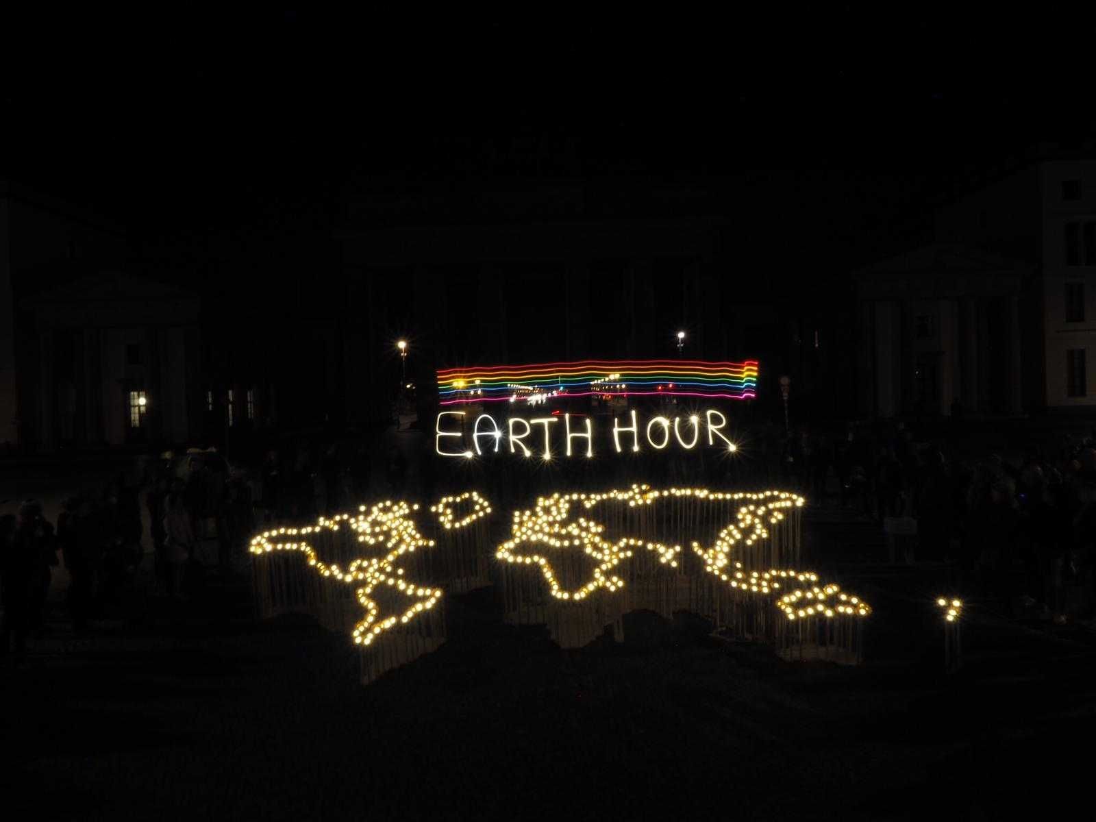 Beeindruckend: Sehenswürdigkeiten in 180 Ländern und 7.000 Städten schließen sich der Aktion an.