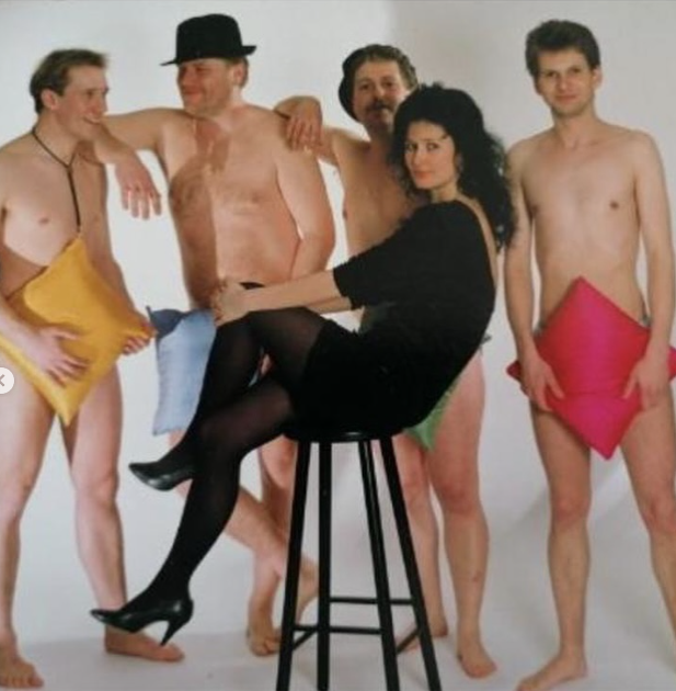 Eva Glawischnig gibt ganz private Einblicke in ihre Vergangenheit.