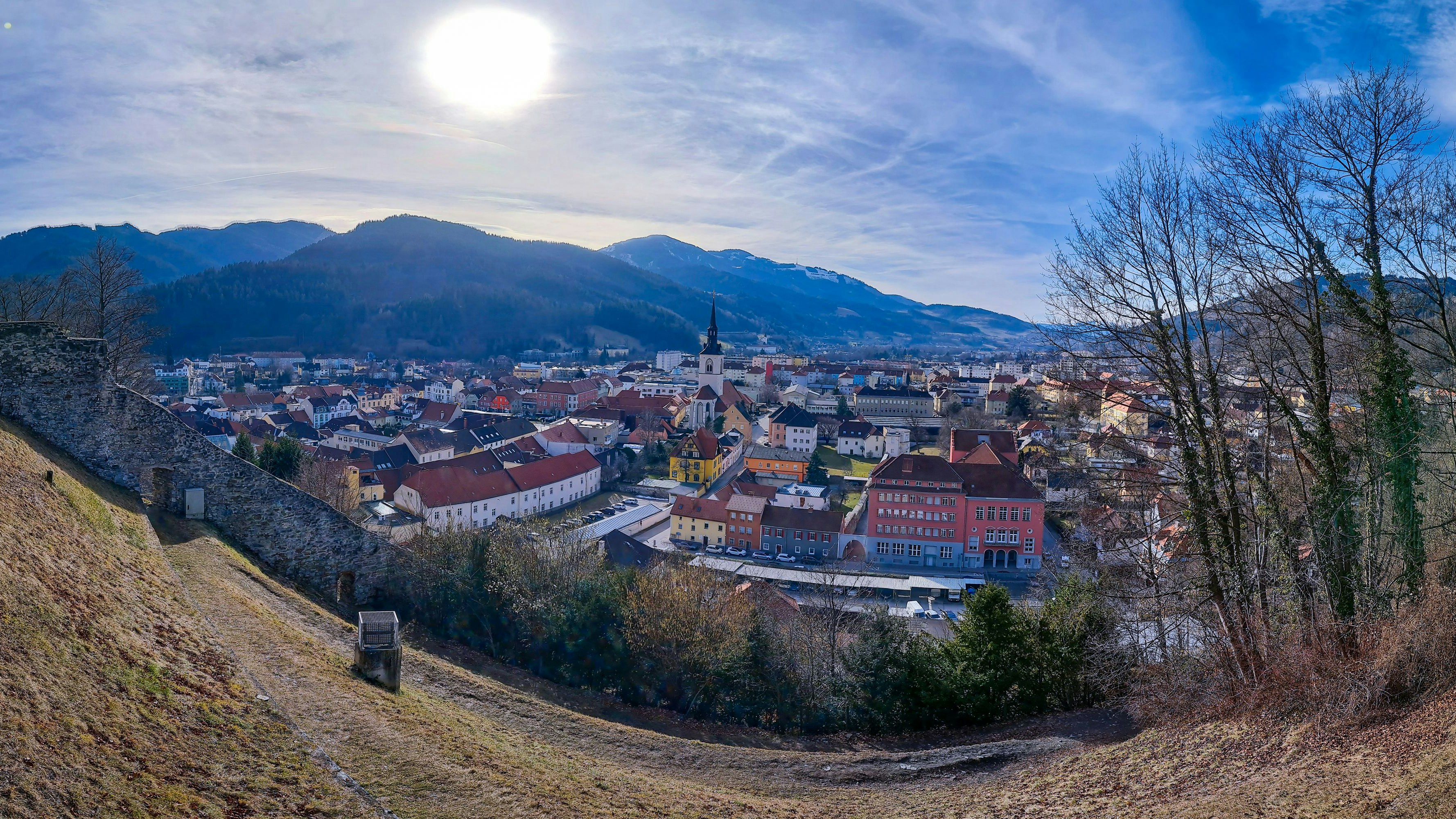 In Bruck an der Mur ging fast die Hälfte der roten Mandate verloren.