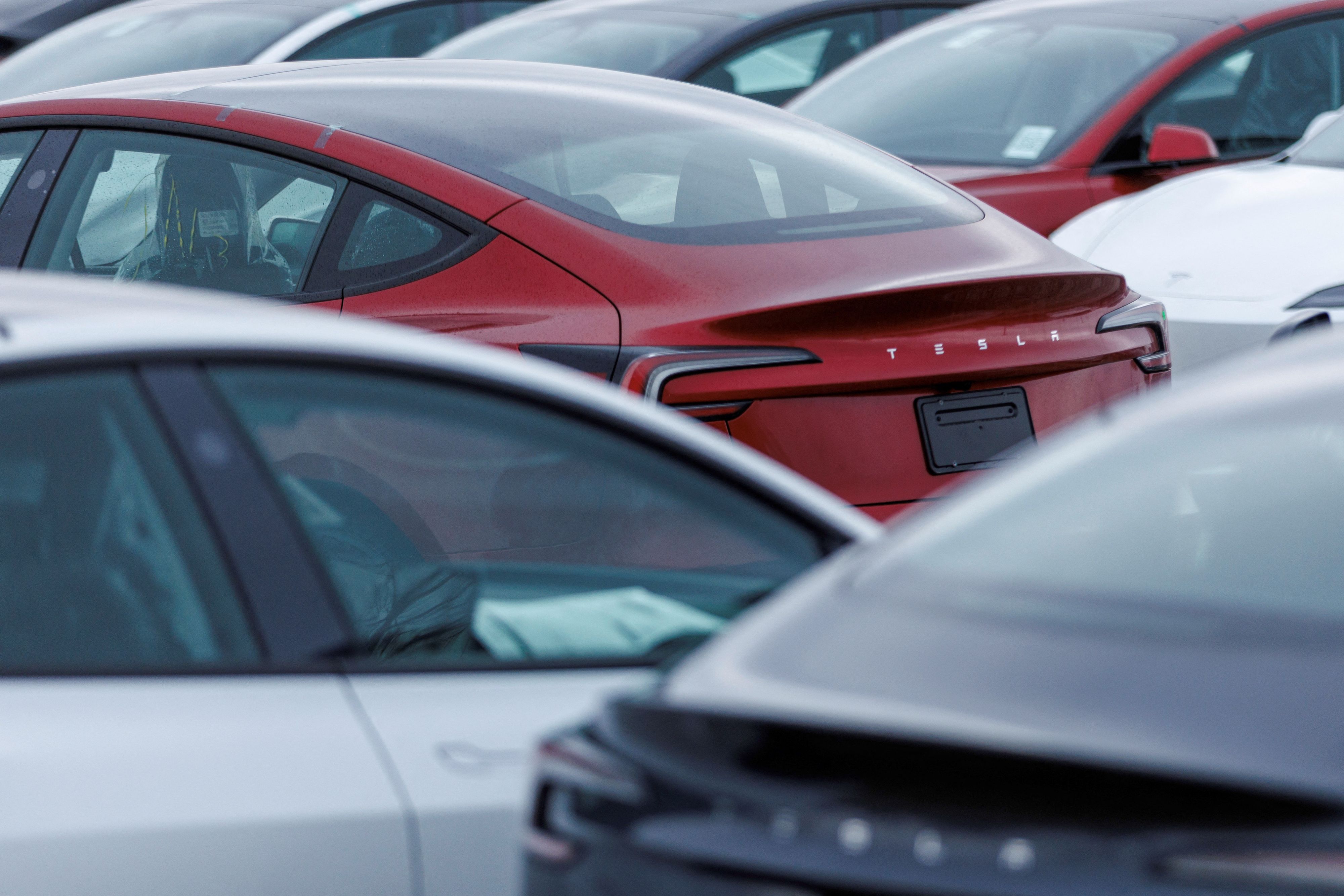 In Österreich fahren aktuell schätzungsweise knapp über 30.000 Tesla-Pkw.