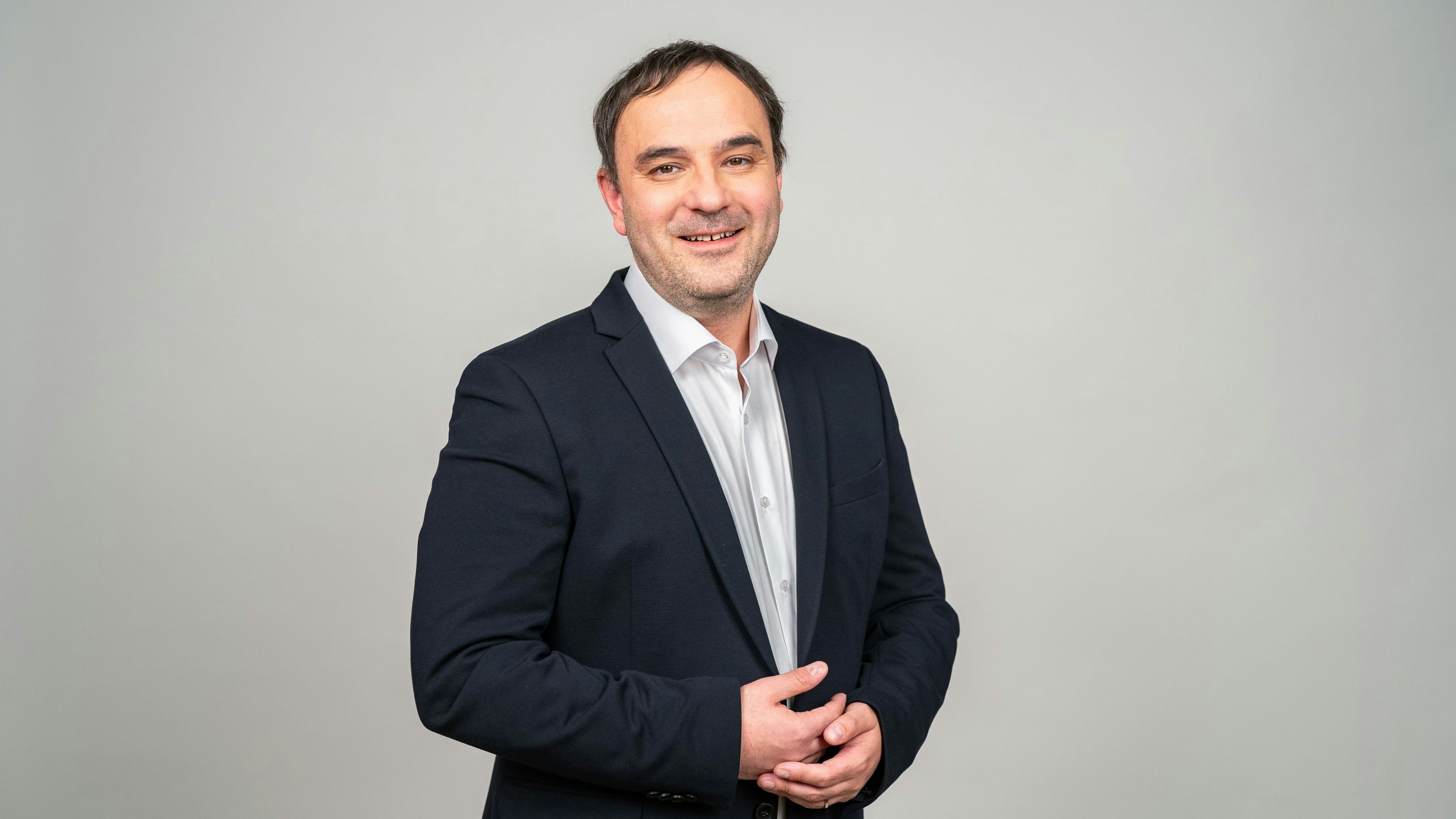 SPÖ-Spitzenkandidat Senad Lacevic will mit leistbarem Wohnen und mehr Bildungsangeboten punkten.