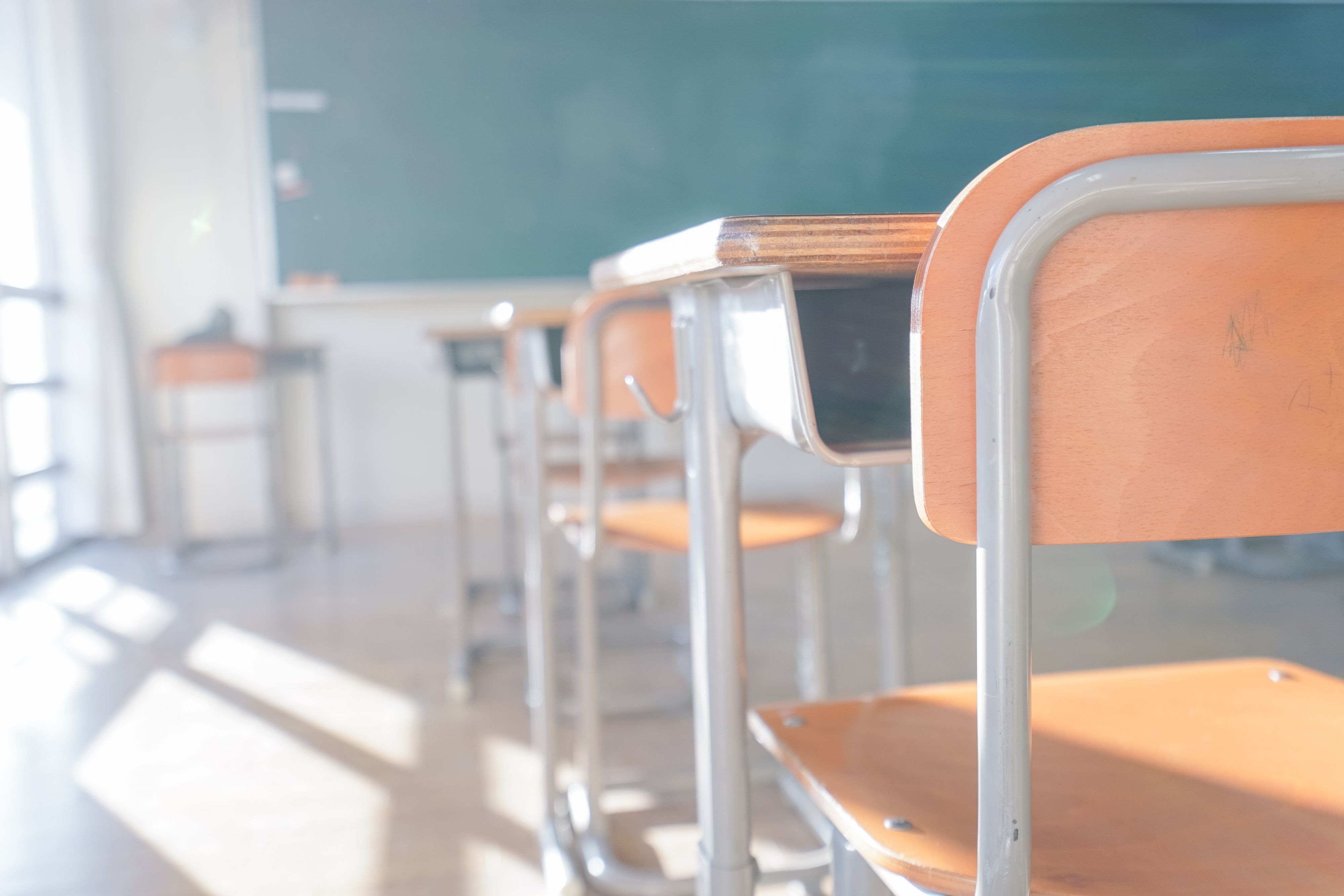 Statt vor seinen Schülern muss der 48-Jährige bald vor einem Richter sprechen. (Symbolbild)