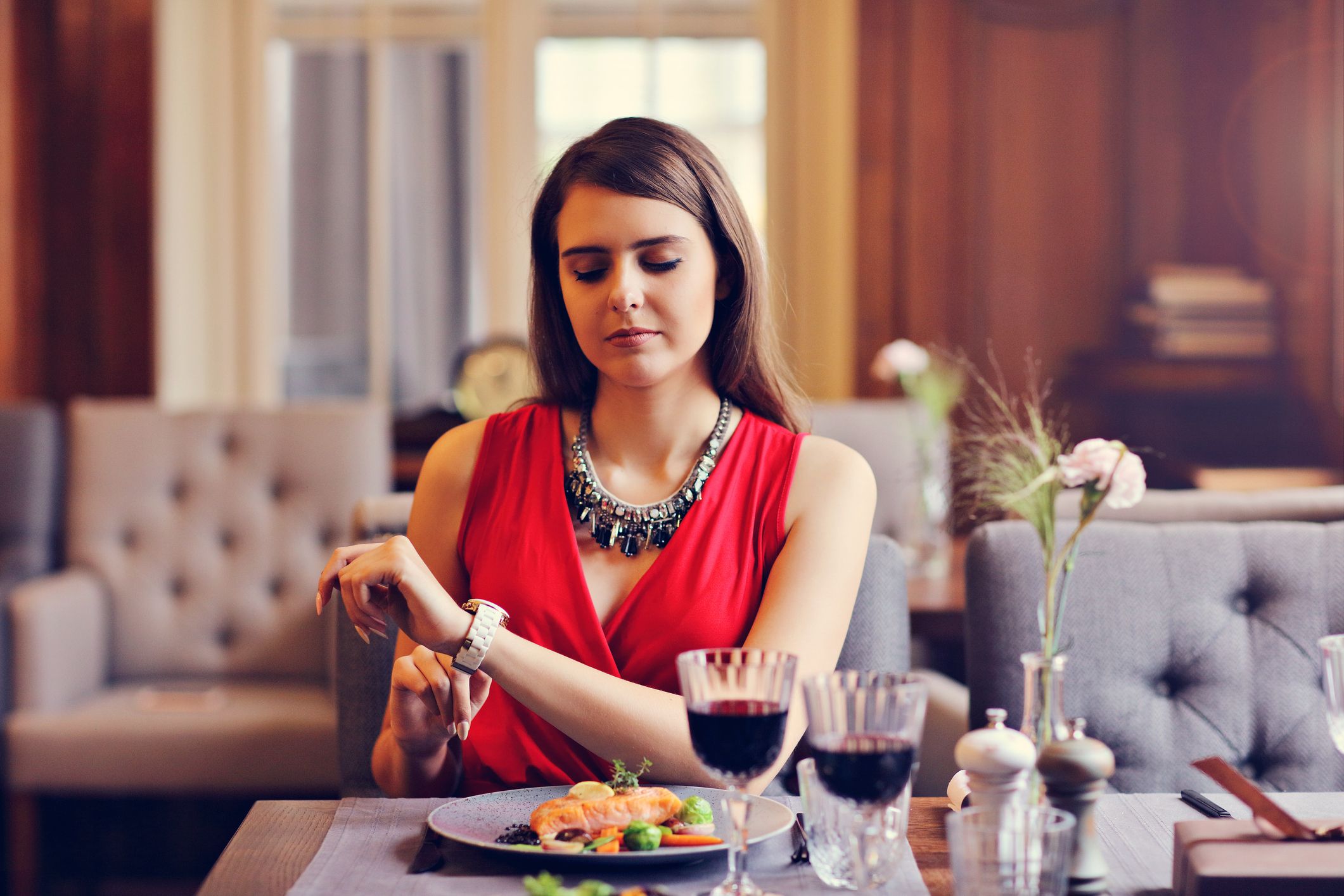 Zeitdruck beim Abendessen – nach spätestens zwei Stunden ist es aus.